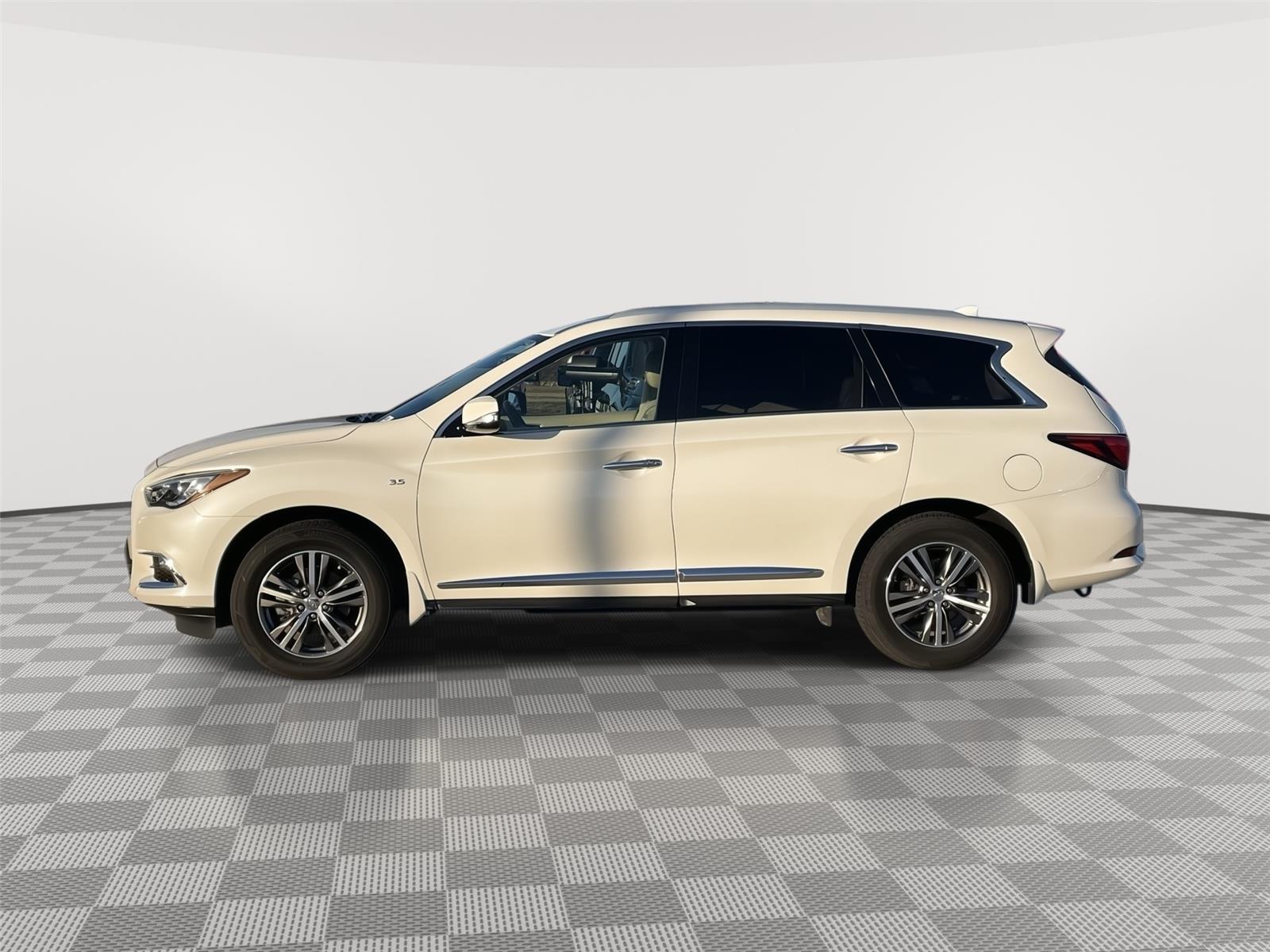 Used 2020 INFINITI QX60 for sale in Lincoln NE