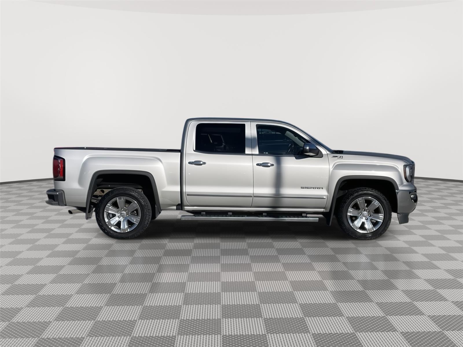 Used 2018 GMC Sierra 1500 for sale in Lincoln NE