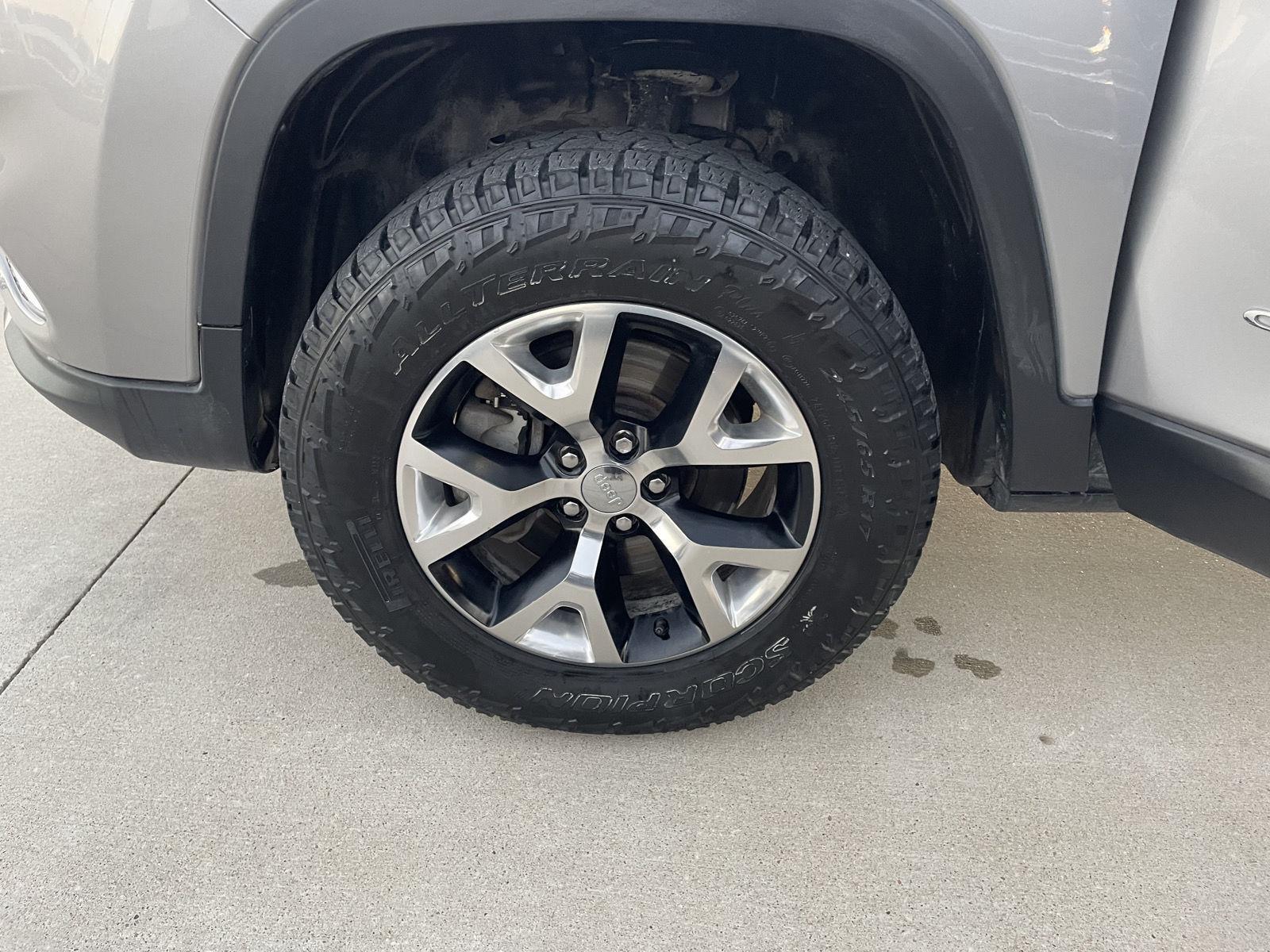Used 2019 Jeep Cherokee for sale in Lincoln NE