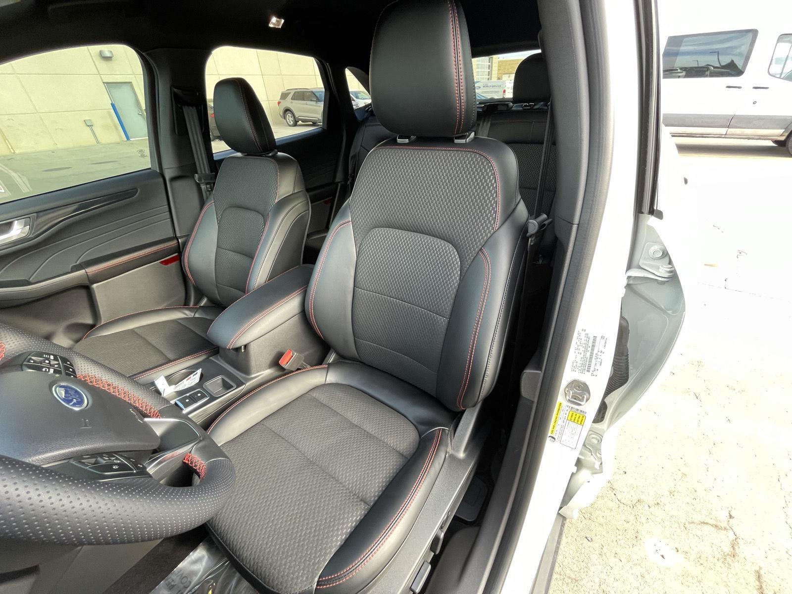 Used 2023 Ford Escape for sale in Lincoln NE