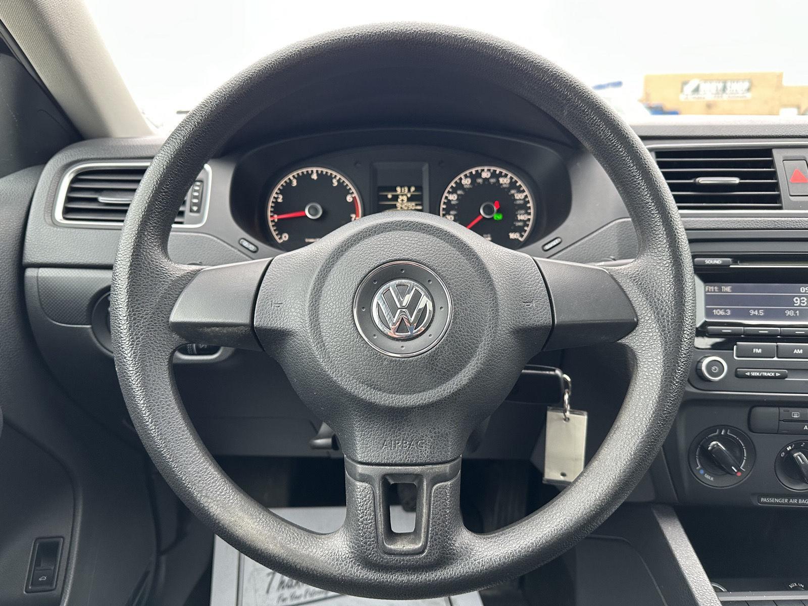 Used 2013 Volkswagen Jetta for sale in Lincoln NE