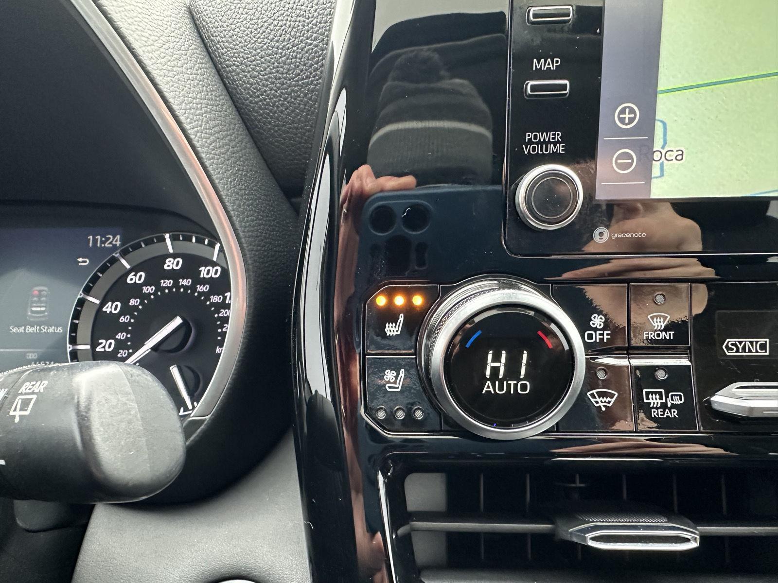 Used 2020 Toyota Highlander for sale in Lincoln NE