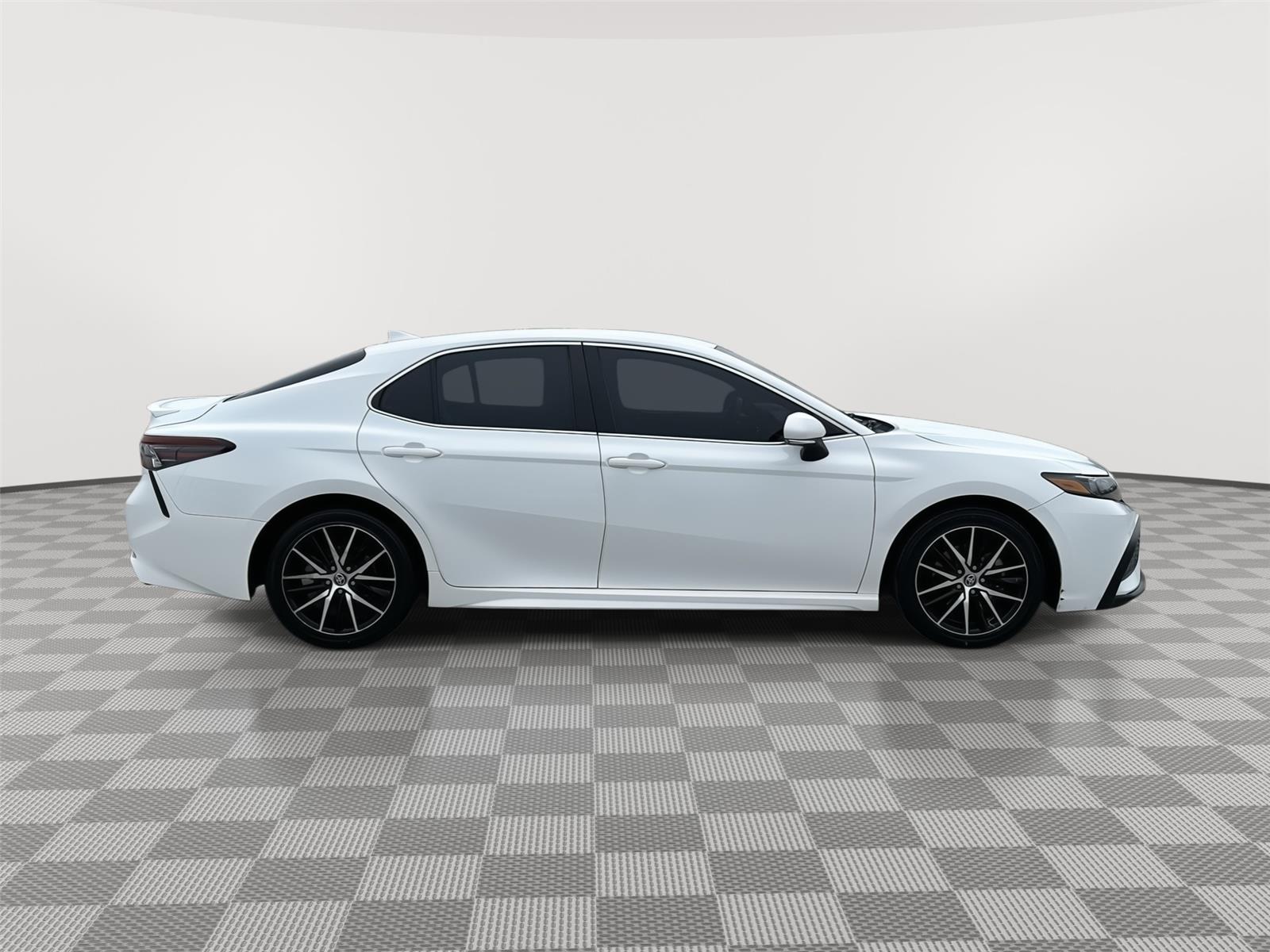 Used 2022 Toyota Camry for sale in Lincoln NE