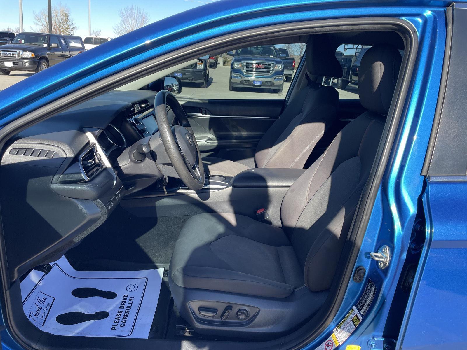 Used 2019 Toyota Camry for sale in Lincoln NE