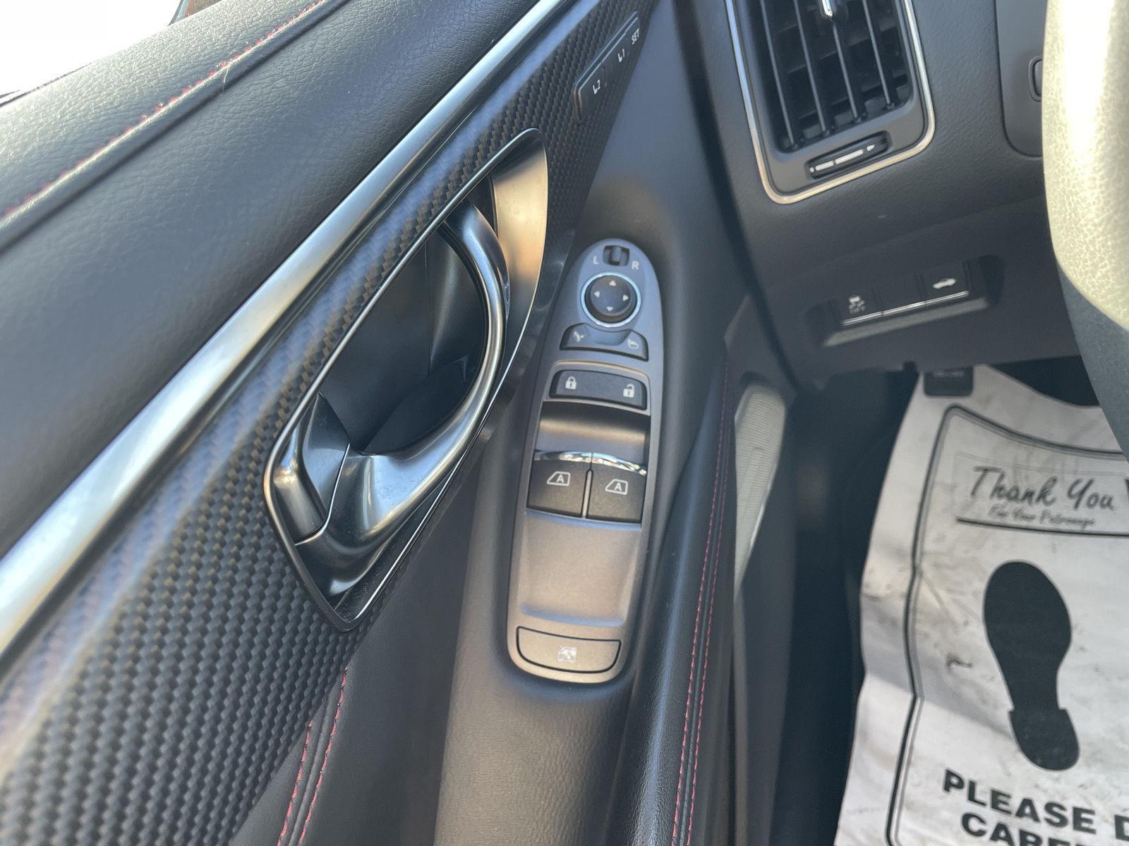 Used 2021 INFINITI Q60 for sale in Lincoln NE