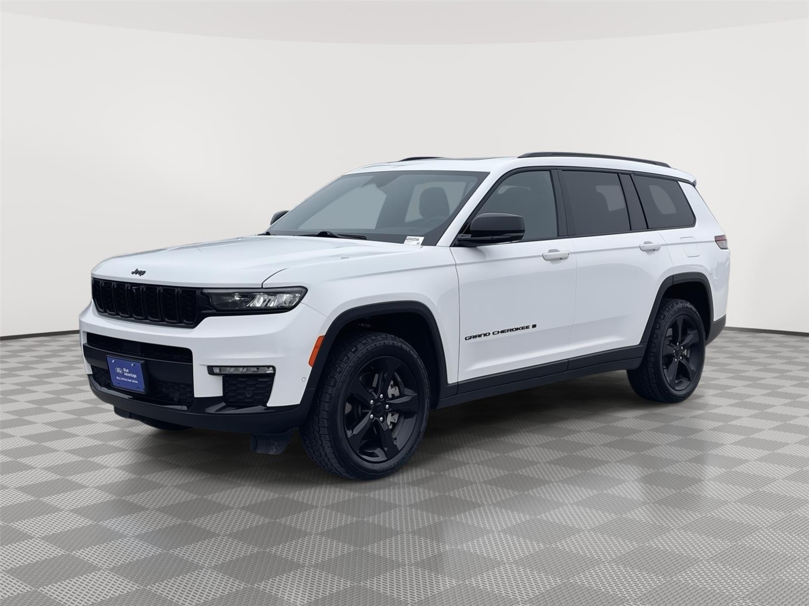 Used 2024 Jeep Grand Cherokee L for sale in Lincoln NE