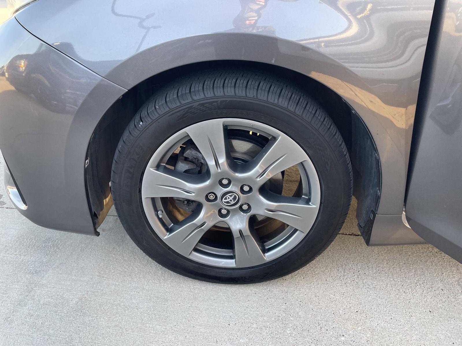 Pre-Owned 2018 Toyota Sienna for sale in Lincoln NE