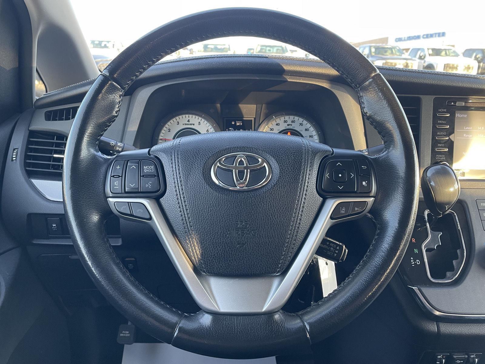 Pre-Owned 2018 Toyota Sienna for sale in Lincoln NE