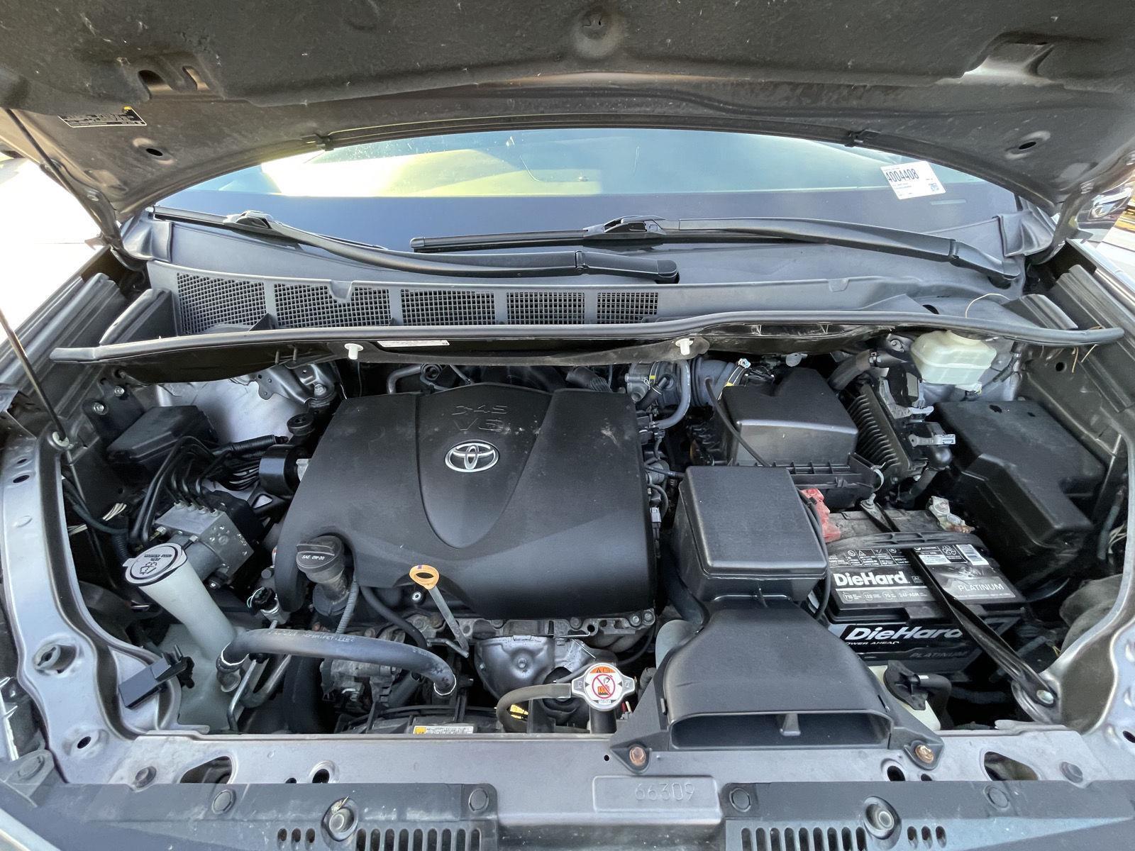 Pre-Owned 2018 Toyota Sienna for sale in Lincoln NE