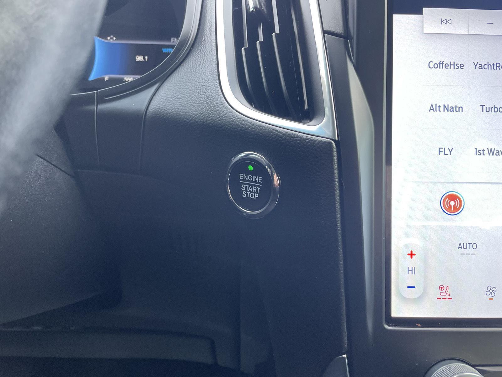 Pre-Owned 2022 Ford Edge for sale in Lincoln NE