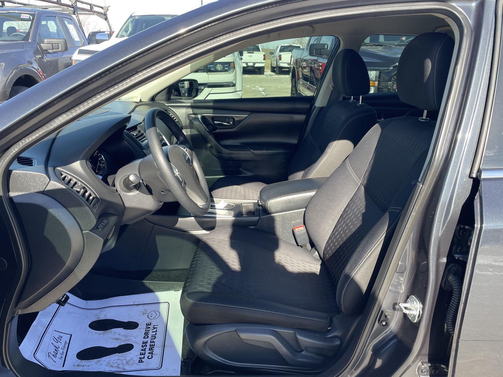 Used 2018 Nissan Altima for sale in Lincoln NE