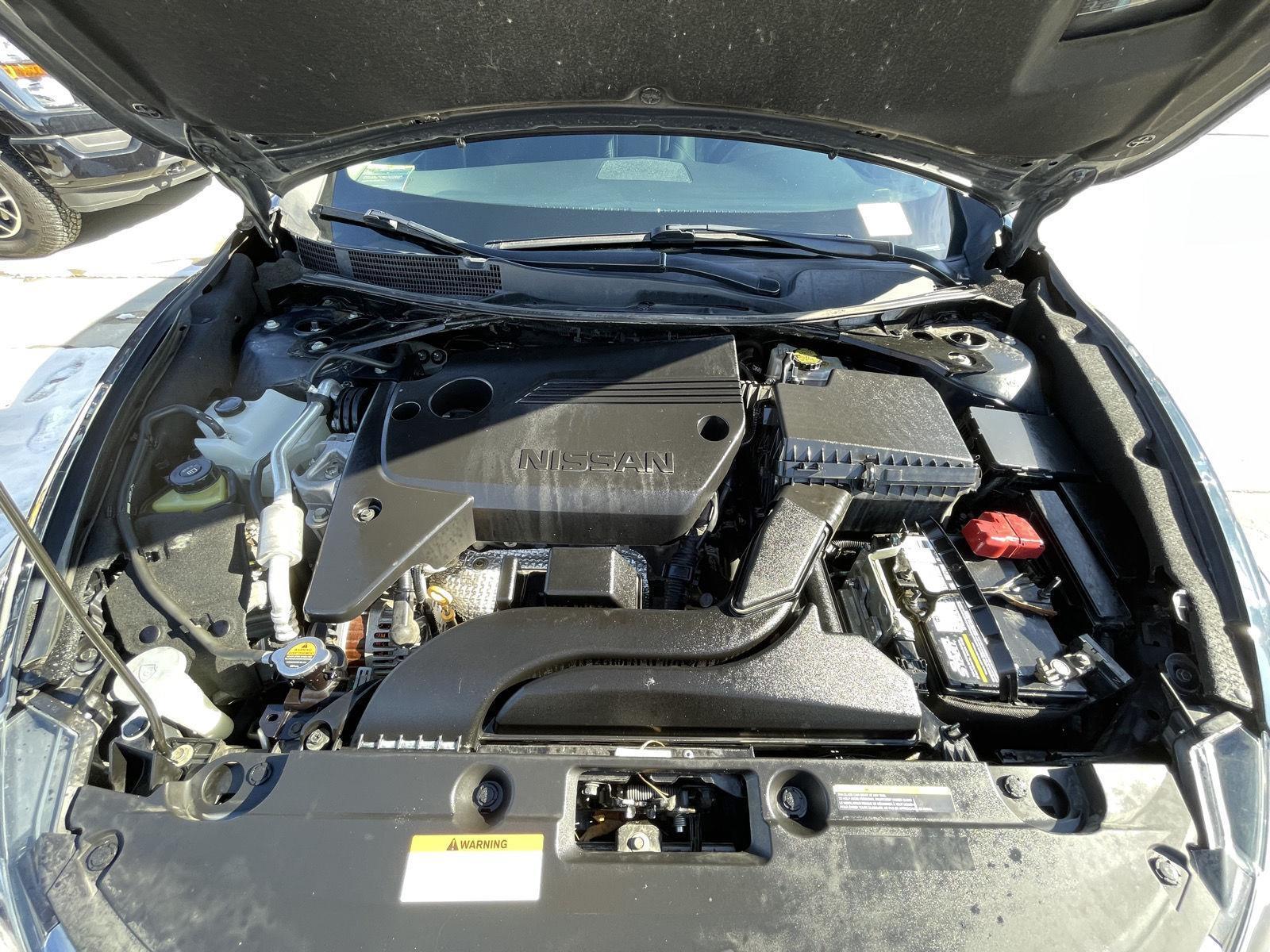 Used 2018 Nissan Altima for sale in Lincoln NE