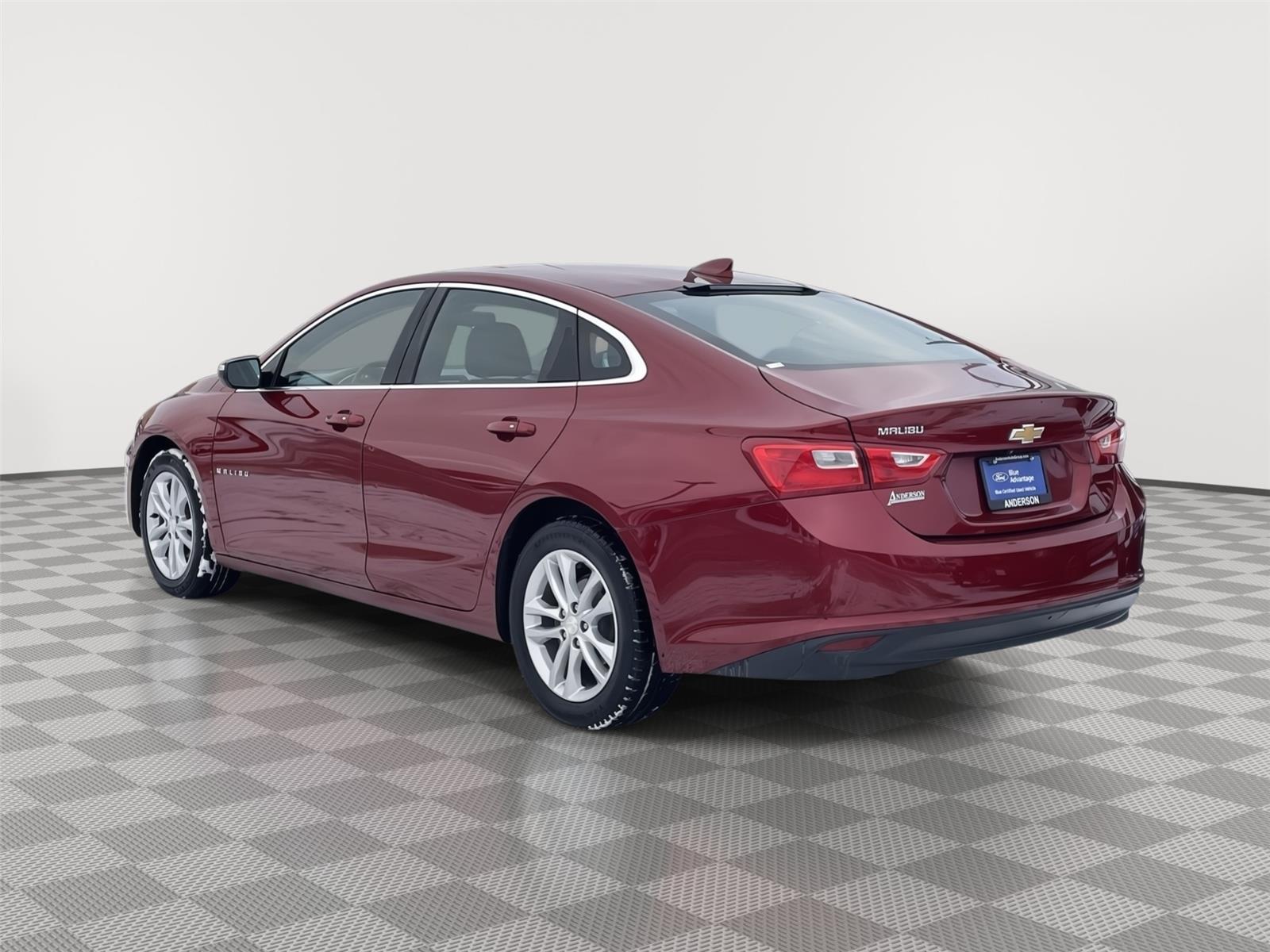 Used 2018 Chevrolet Malibu for sale in Lincoln NE