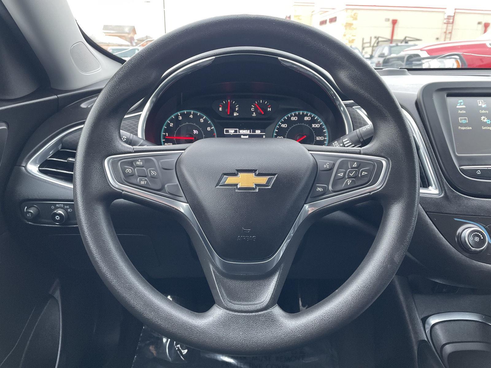 Used 2018 Chevrolet Malibu for sale in Lincoln NE