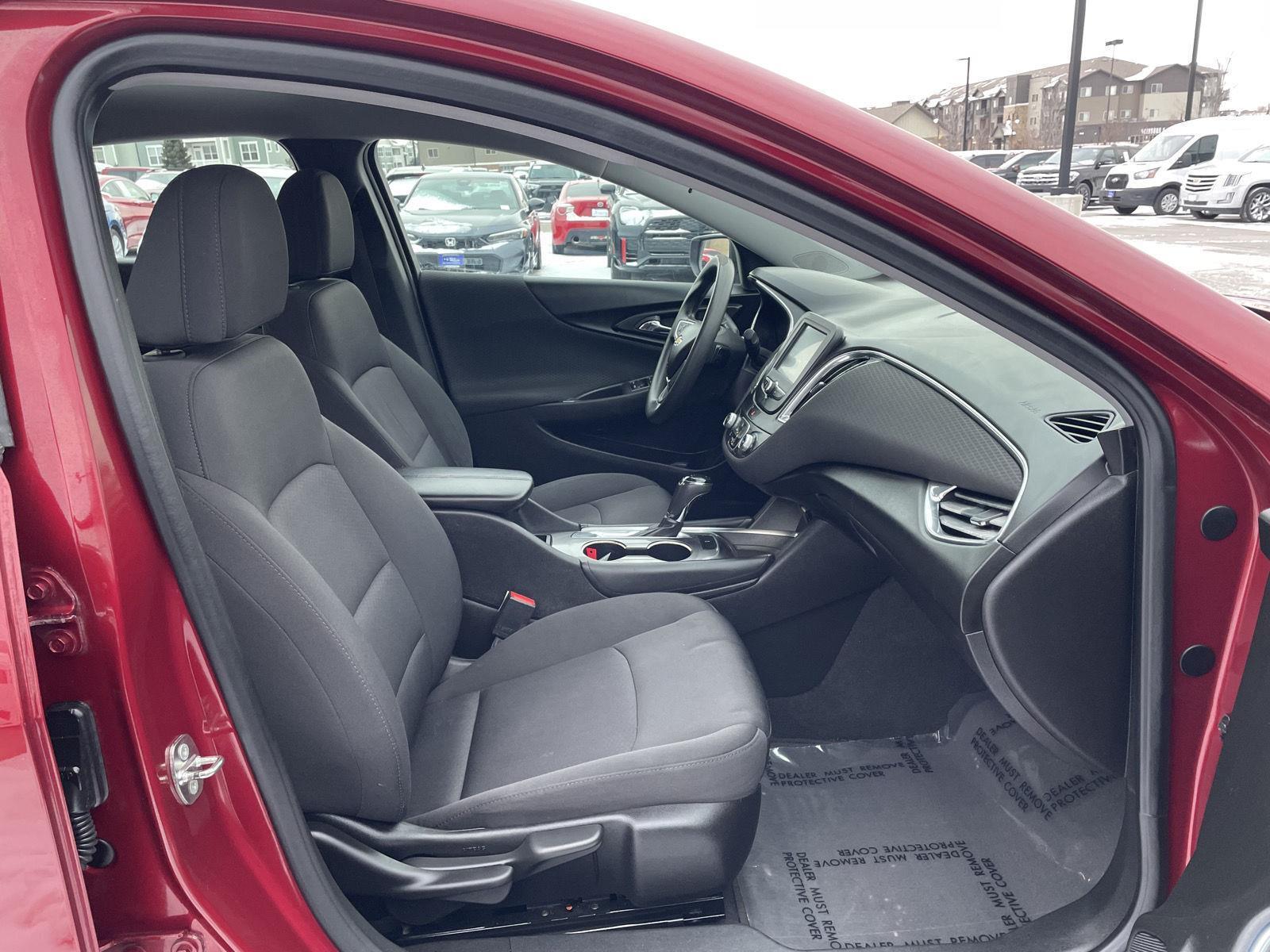 Used 2018 Chevrolet Malibu for sale in Lincoln NE