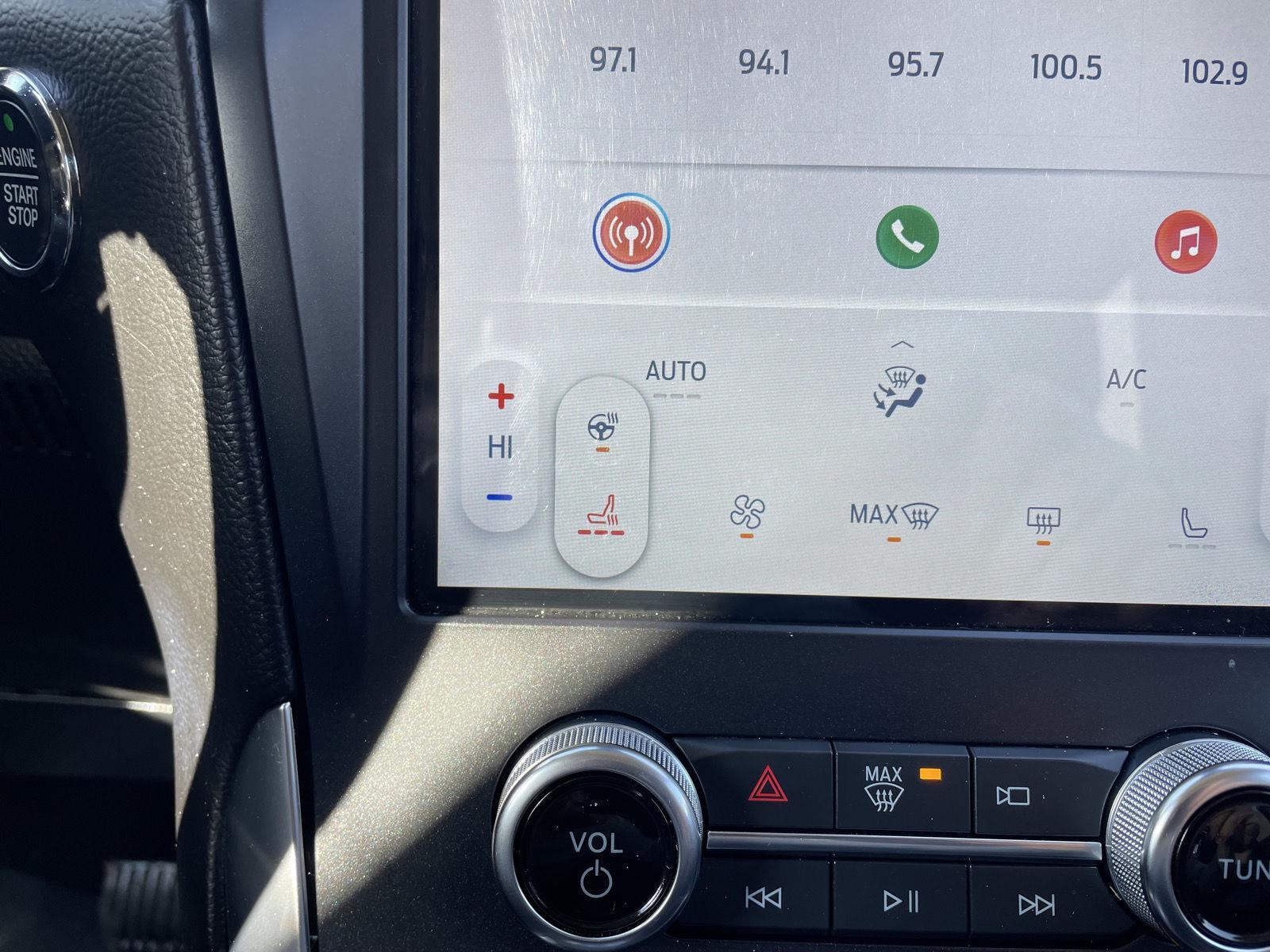 Pre-Owned 2024 Ford Edge for sale in Lincoln NE