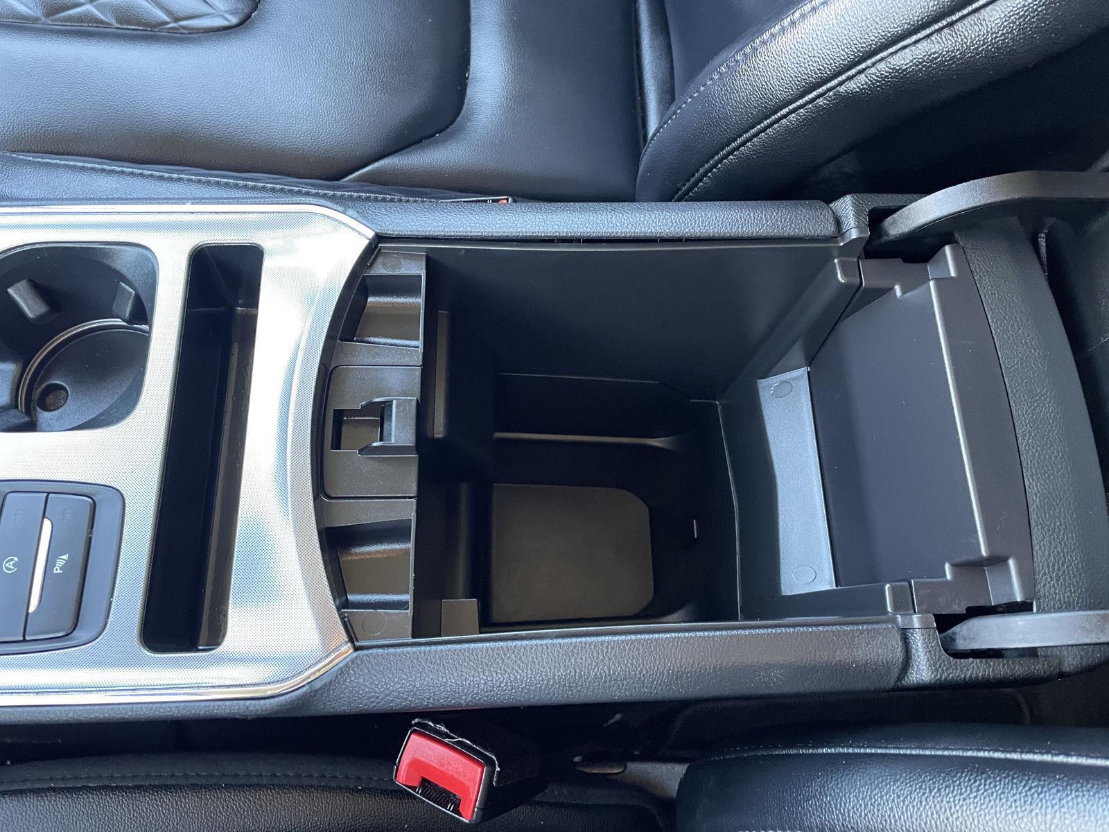 Pre-Owned 2024 Ford Edge for sale in Lincoln NE