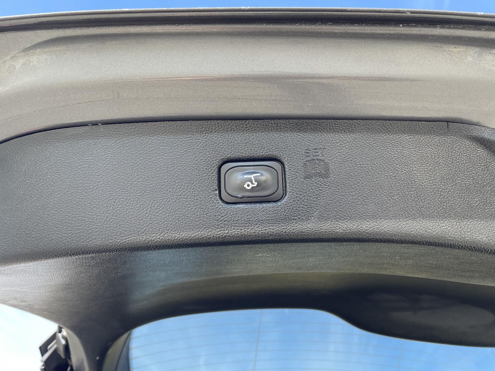 Pre-Owned 2024 Ford Edge for sale in Lincoln NE