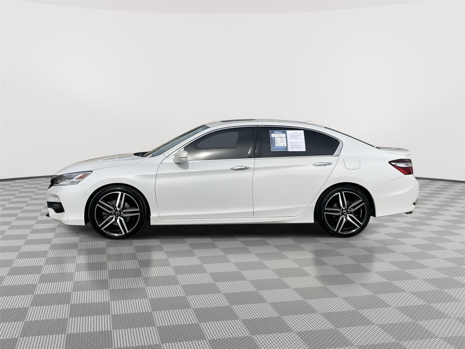 Pre-Owned 2016 Honda Accord Sedan for sale in Lincoln NE