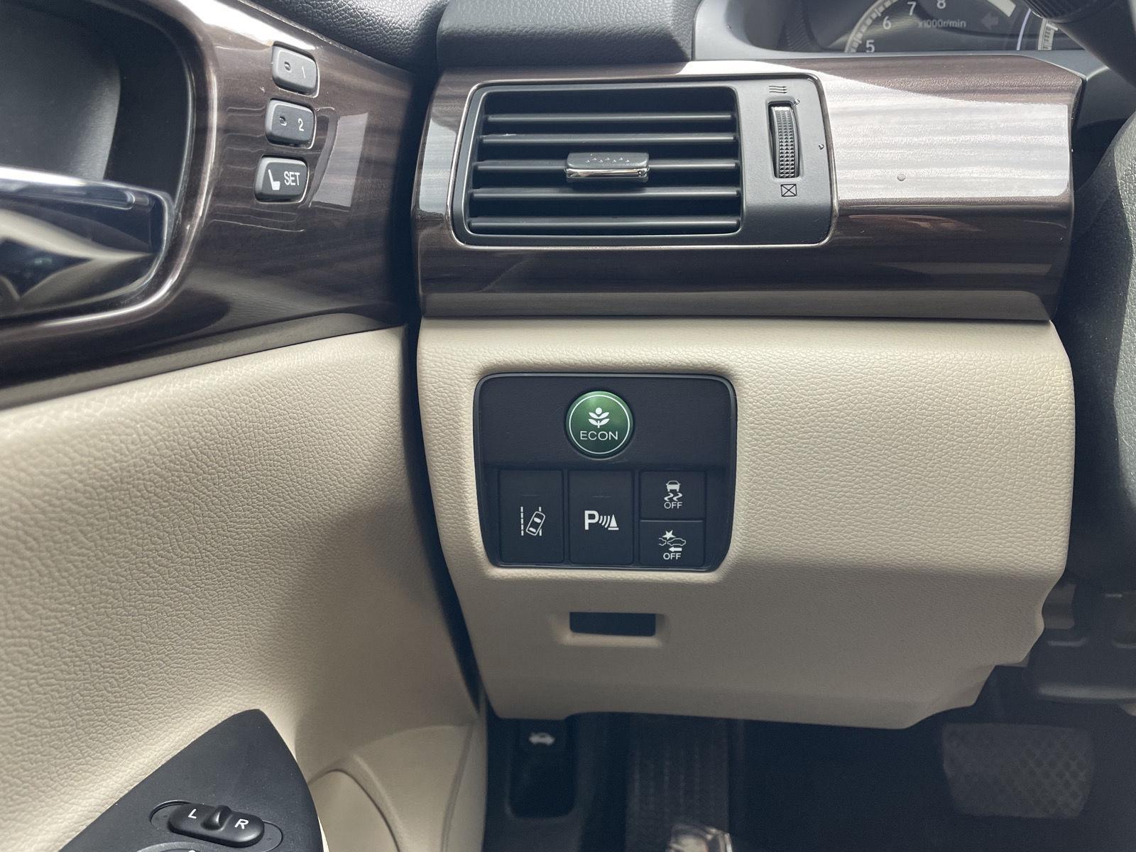 Pre-Owned 2016 Honda Accord Sedan for sale in Lincoln NE