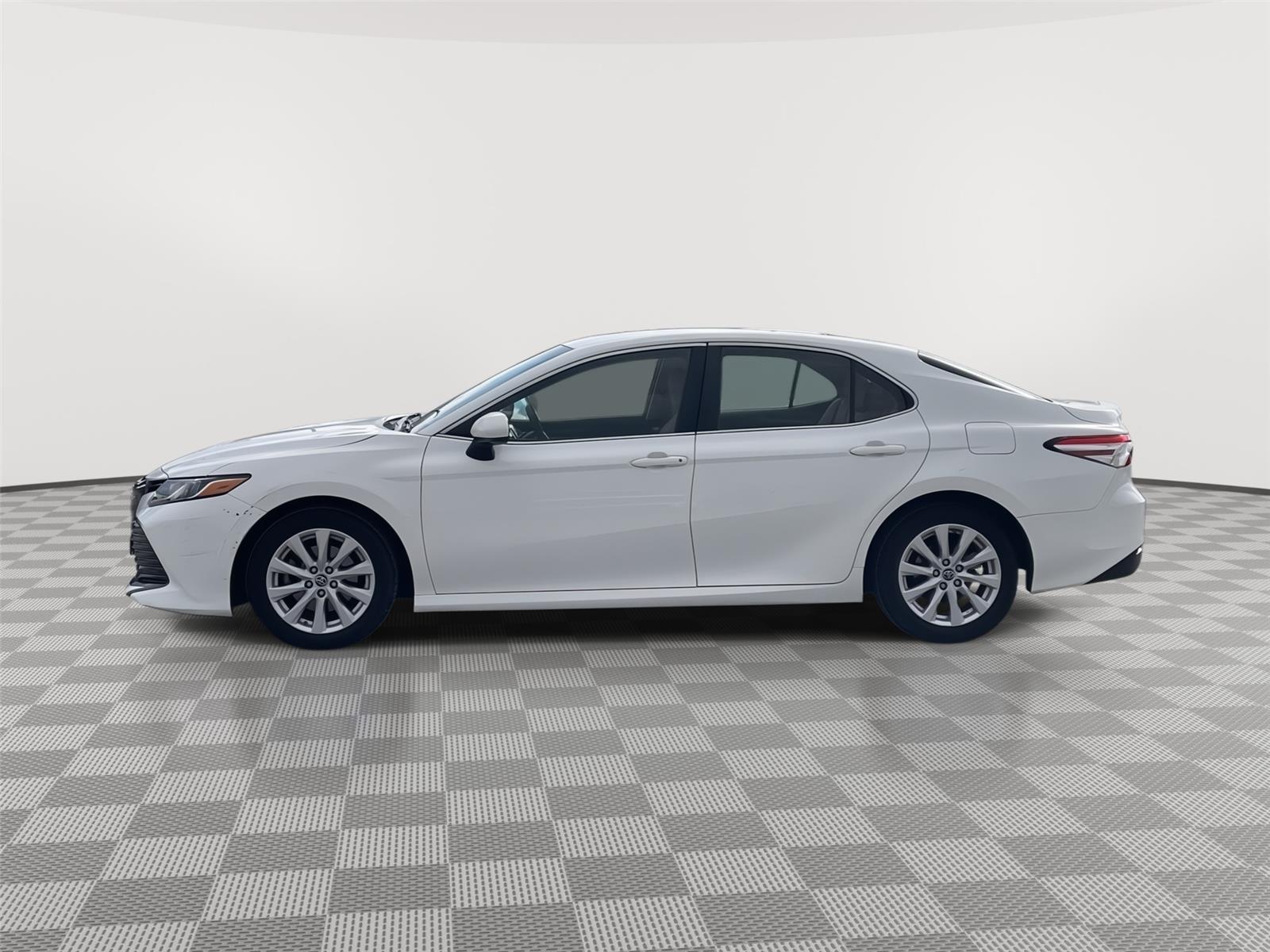 Used 2018 Toyota Camry for sale in Lincoln NE