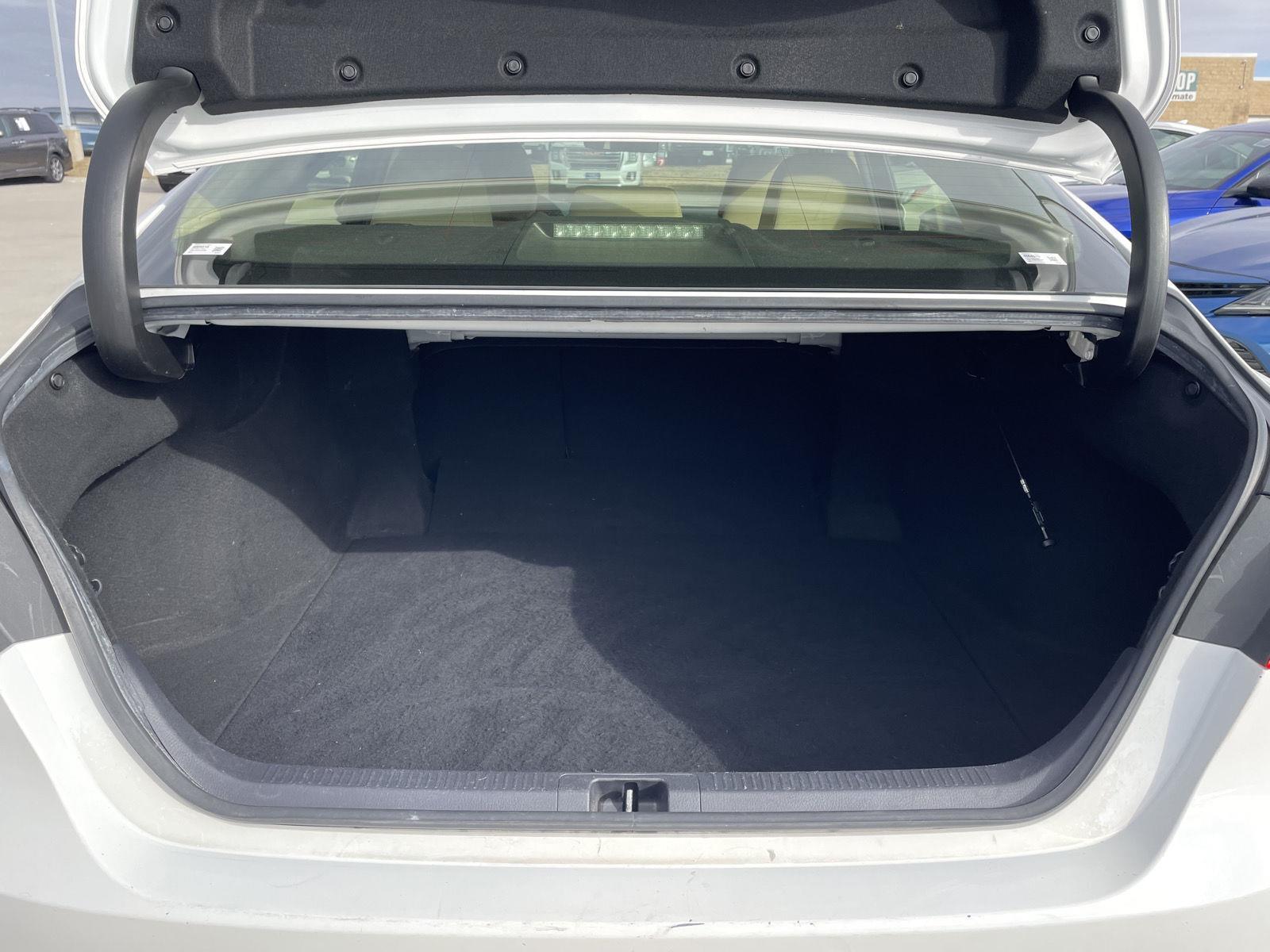 Used 2018 Toyota Camry for sale in Lincoln NE