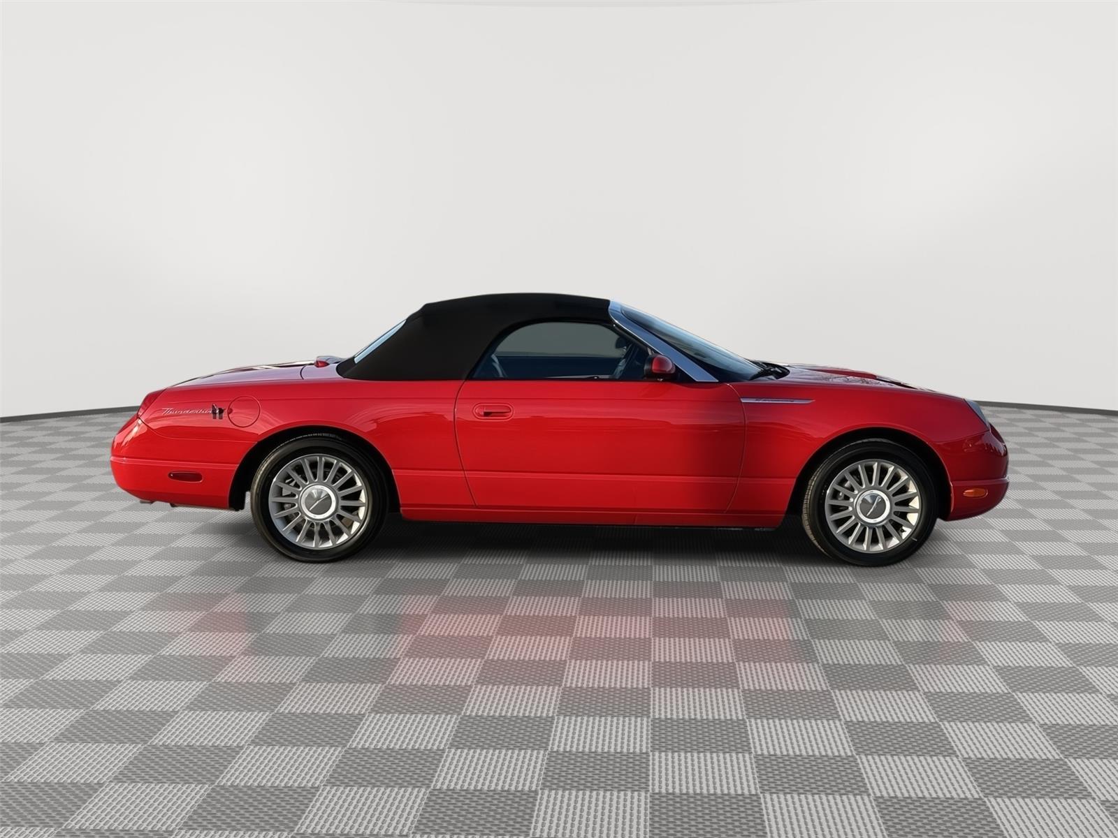 Used 2005 Ford Thunderbird for sale in Lincoln NE