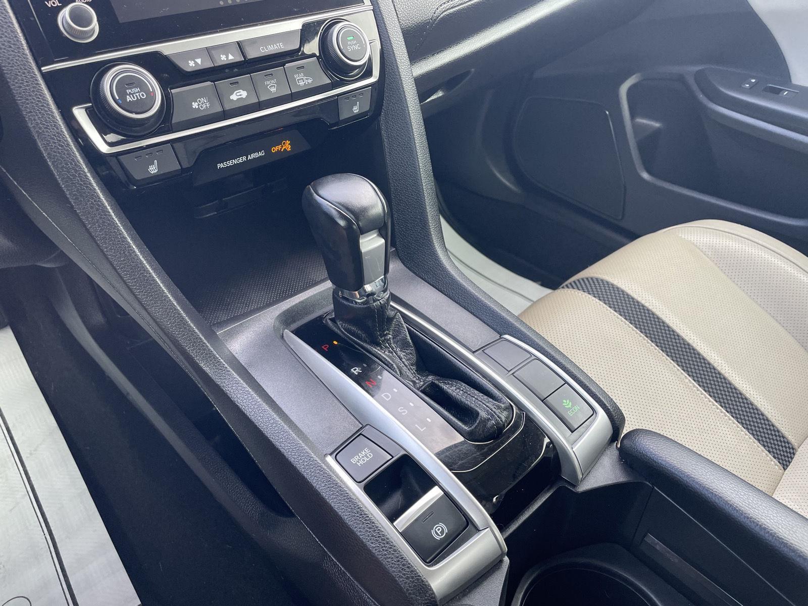 Used 2020 Honda Civic Sedan for sale in Lincoln NE