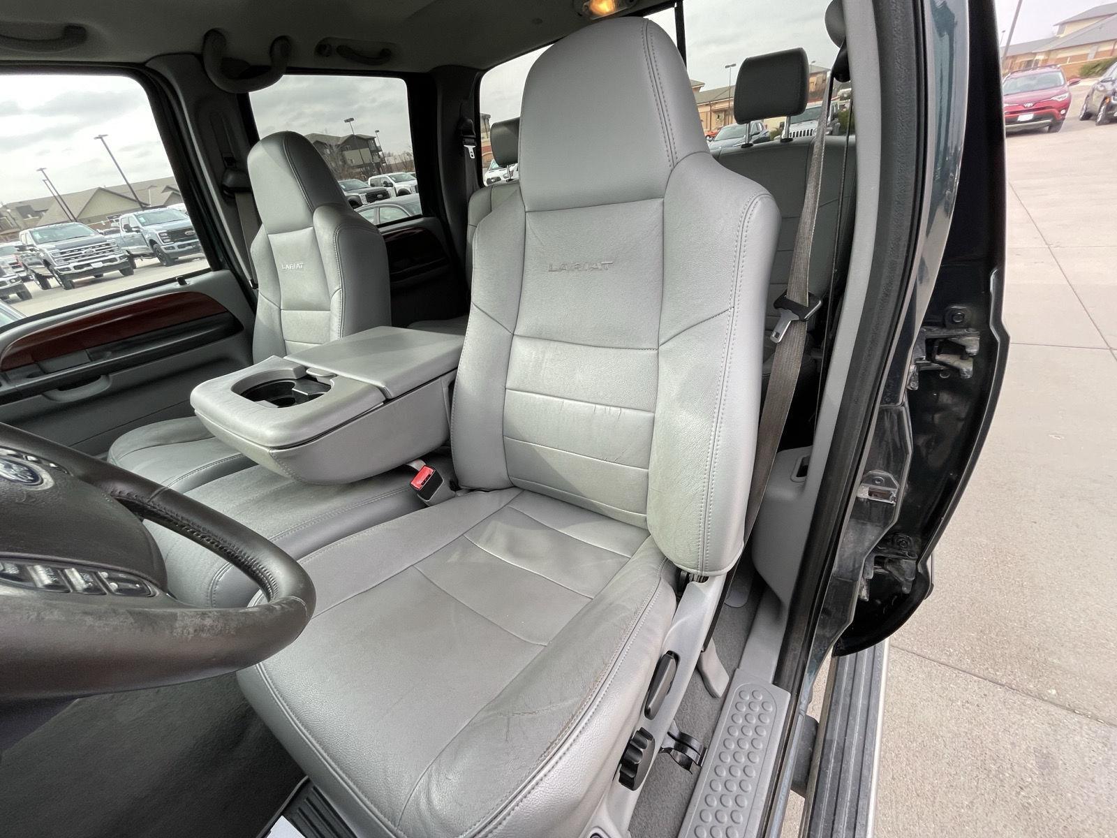 Used 2006 Ford Super Duty F-250 for sale in Lincoln NE