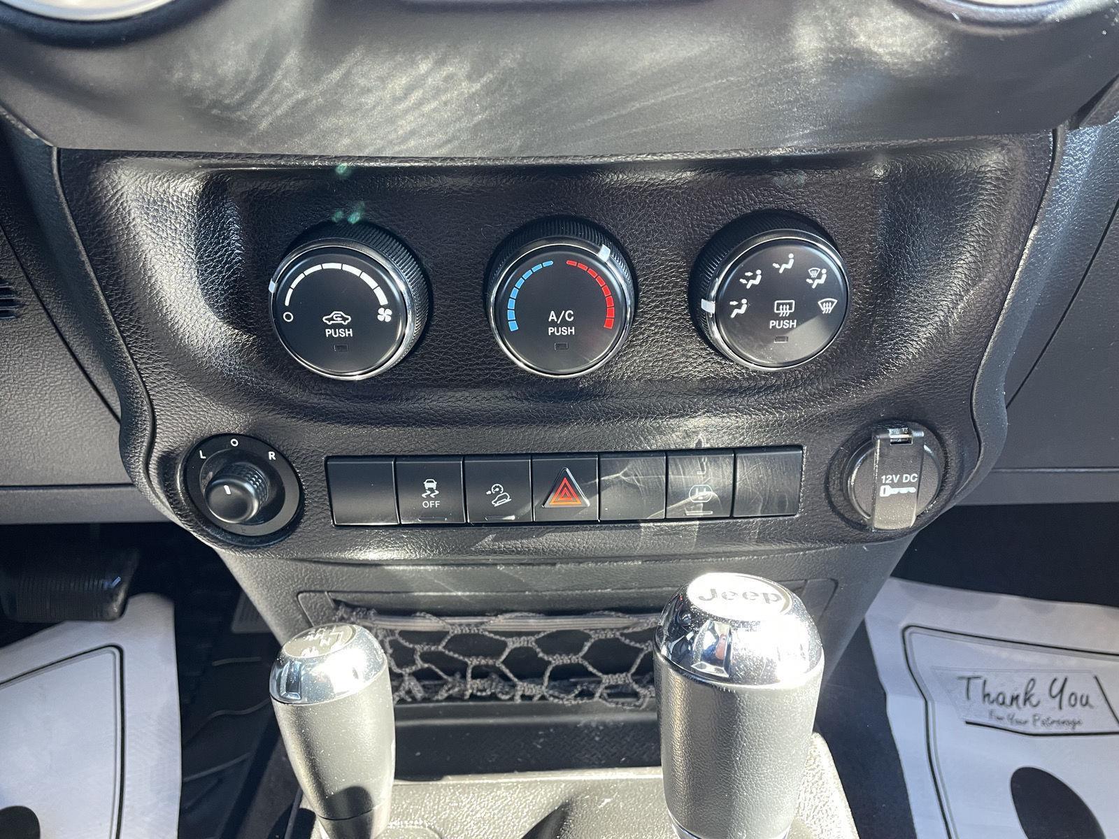 Pre-Owned 2013 Jeep Wrangler Unlimited for sale in Lincoln NE