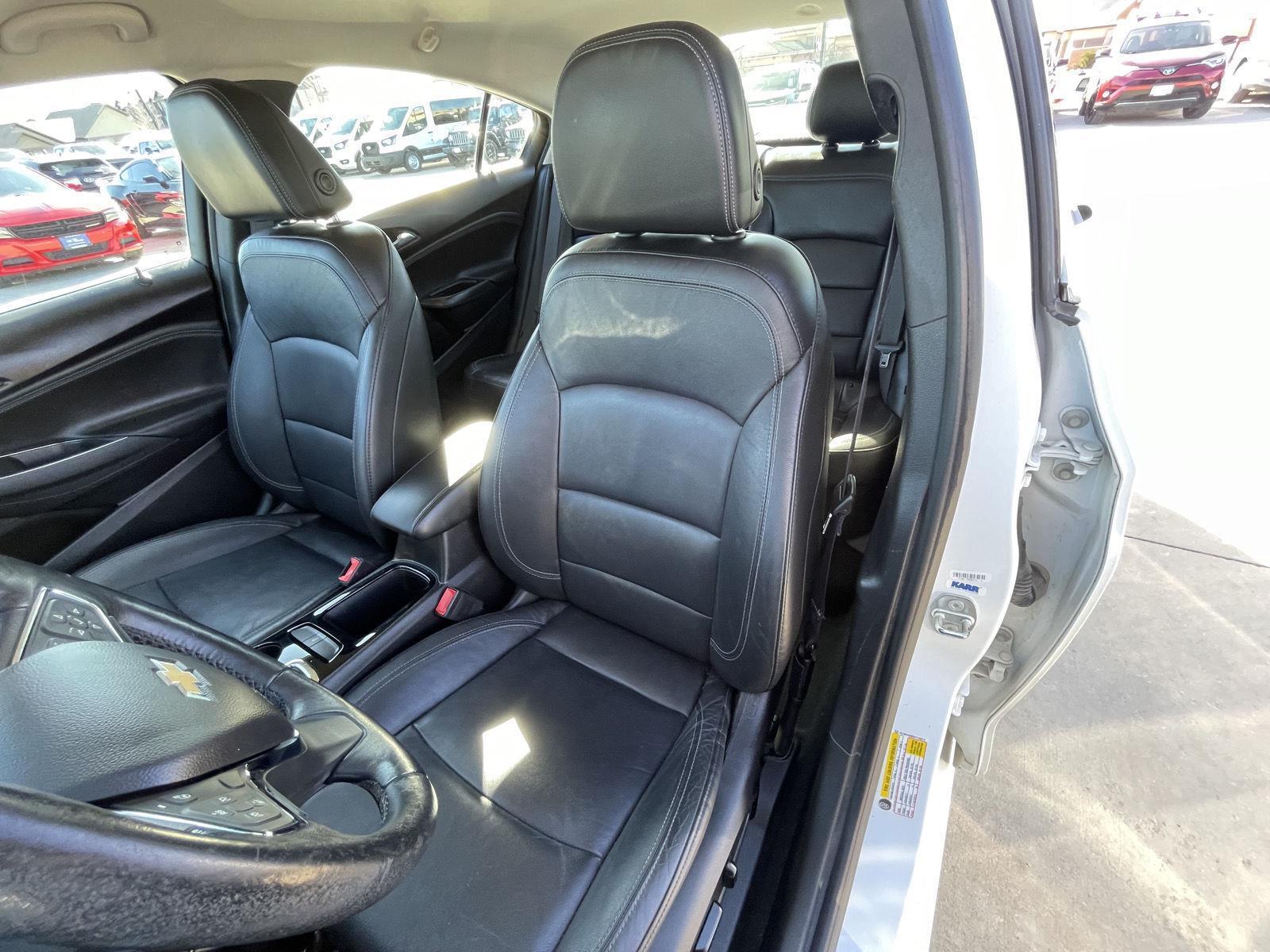 Used 2017 Chevrolet Cruze for sale in Lincoln NE