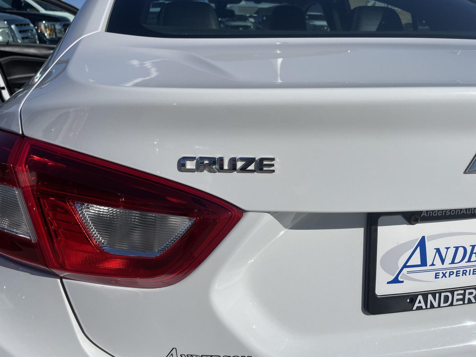 Used 2017 Chevrolet Cruze for sale in Lincoln NE