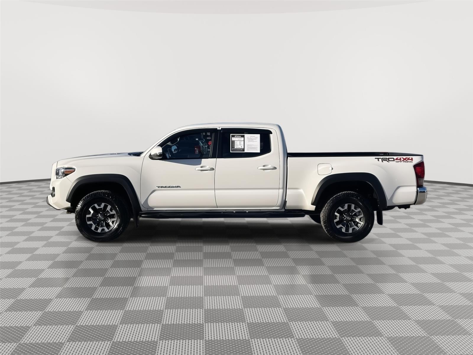 Used 2016 Toyota Tacoma for sale in Lincoln NE