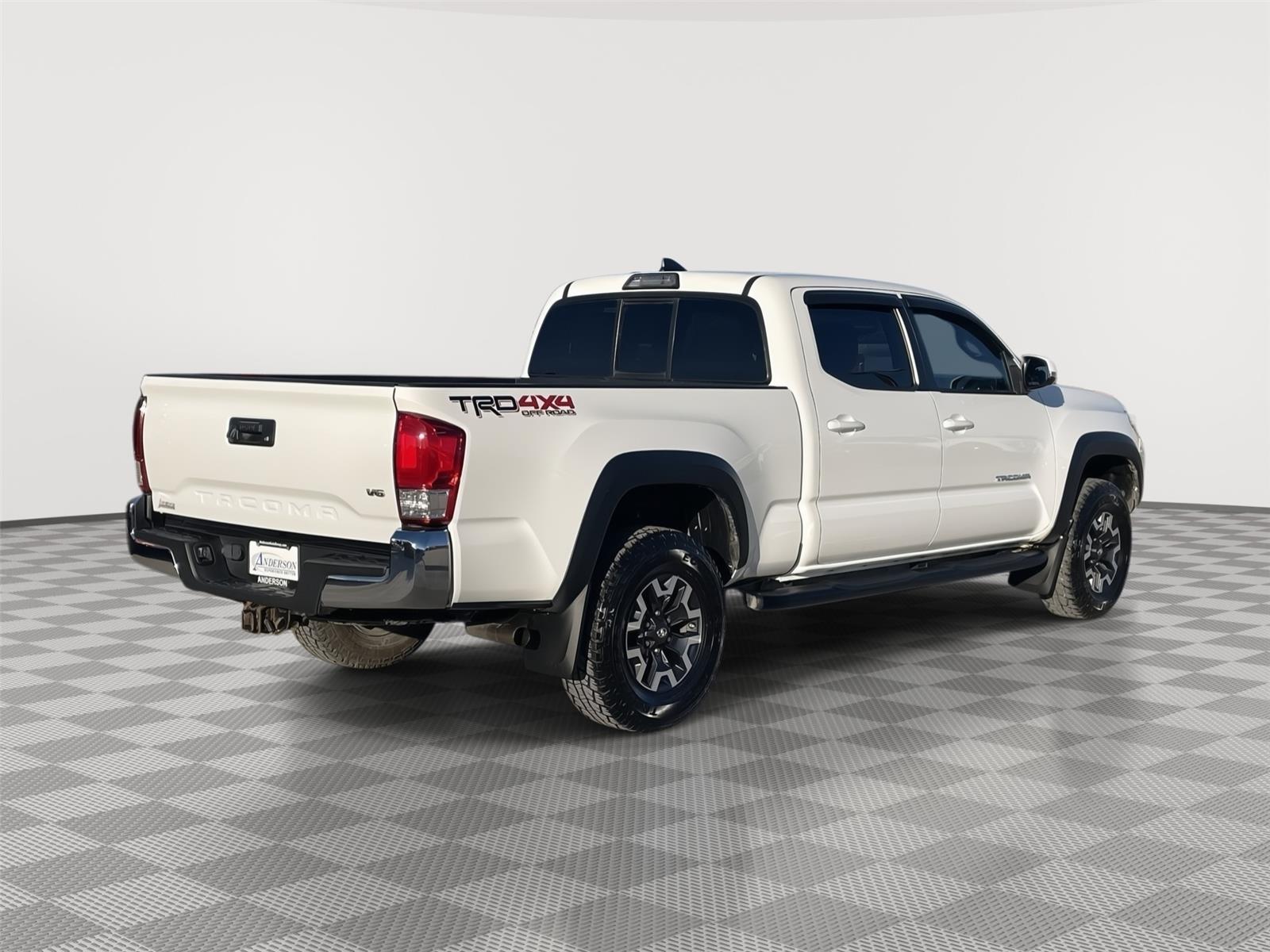 Used 2016 Toyota Tacoma for sale in Lincoln NE
