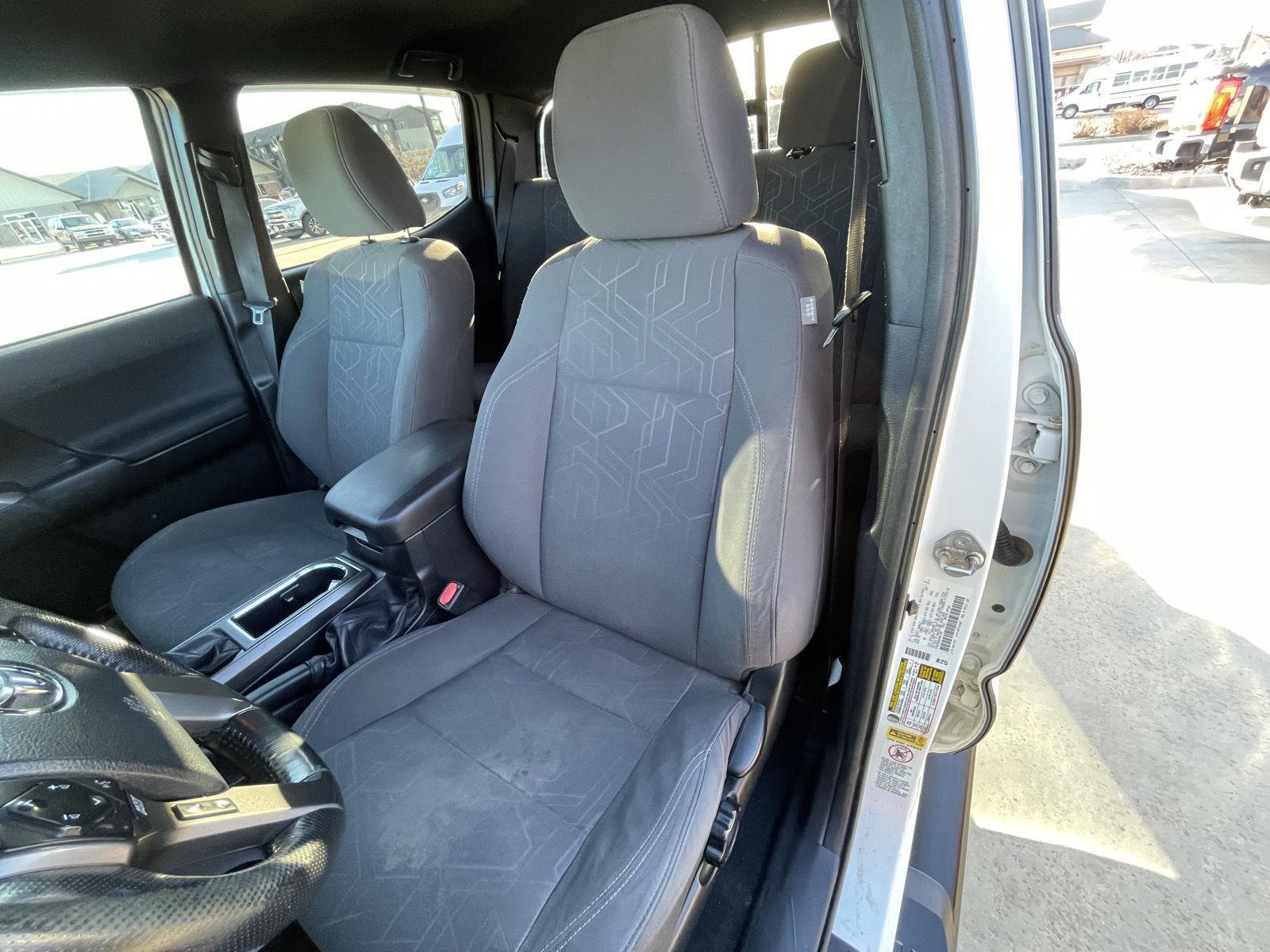 Used 2016 Toyota Tacoma for sale in Lincoln NE