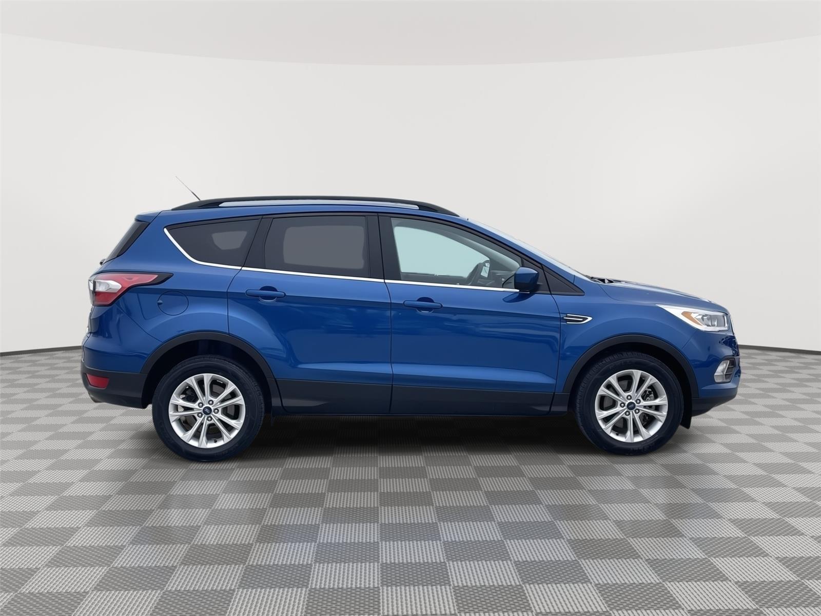Used 2017 Ford Escape for sale in Lincoln NE