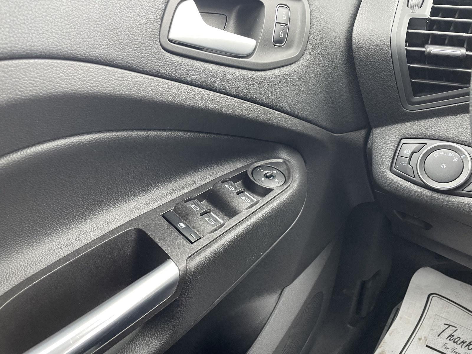 Used 2017 Ford Escape for sale in Lincoln NE