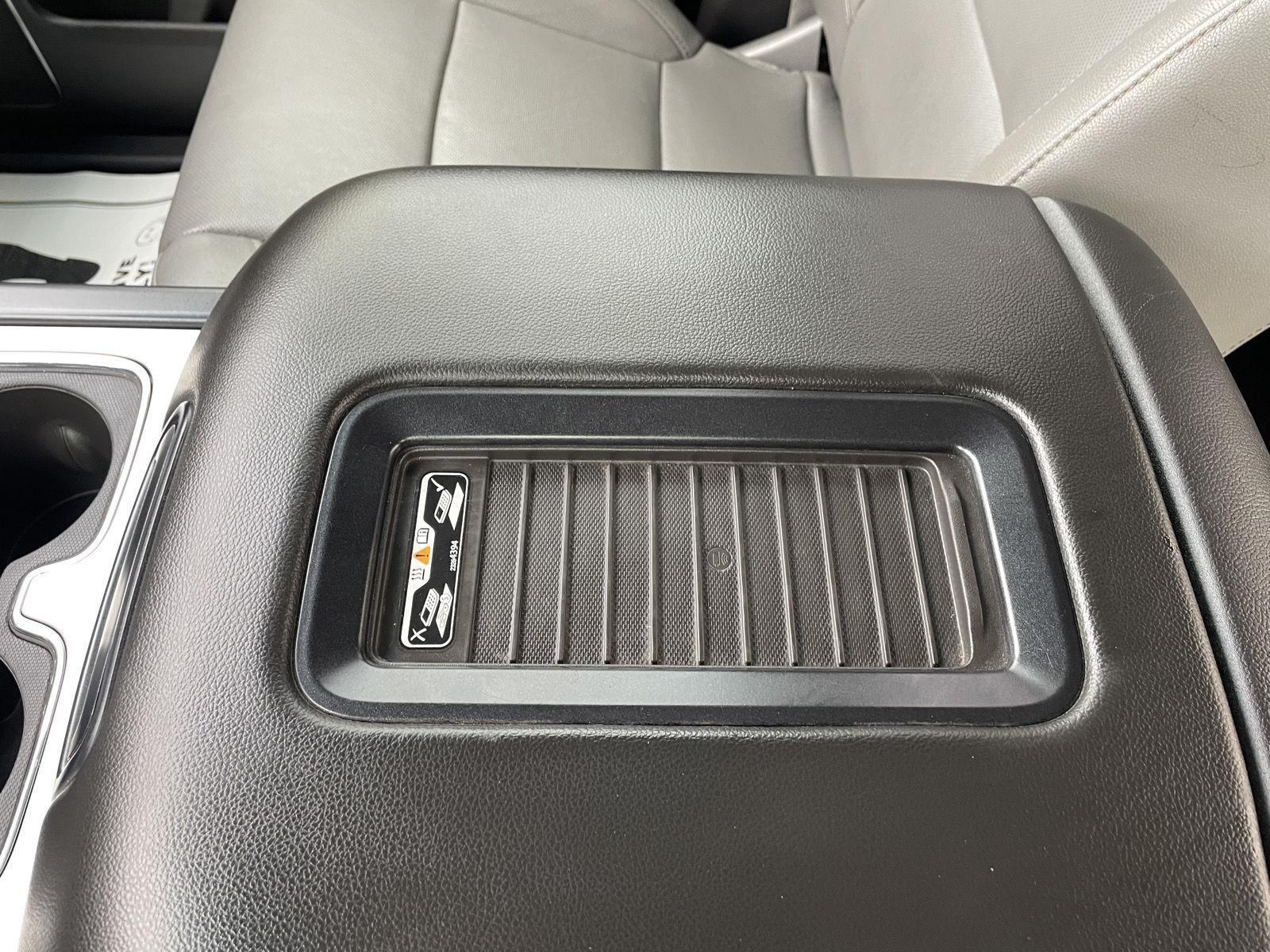 Pre-Owned 2018 GMC Sierra 1500 for sale in Lincoln NE