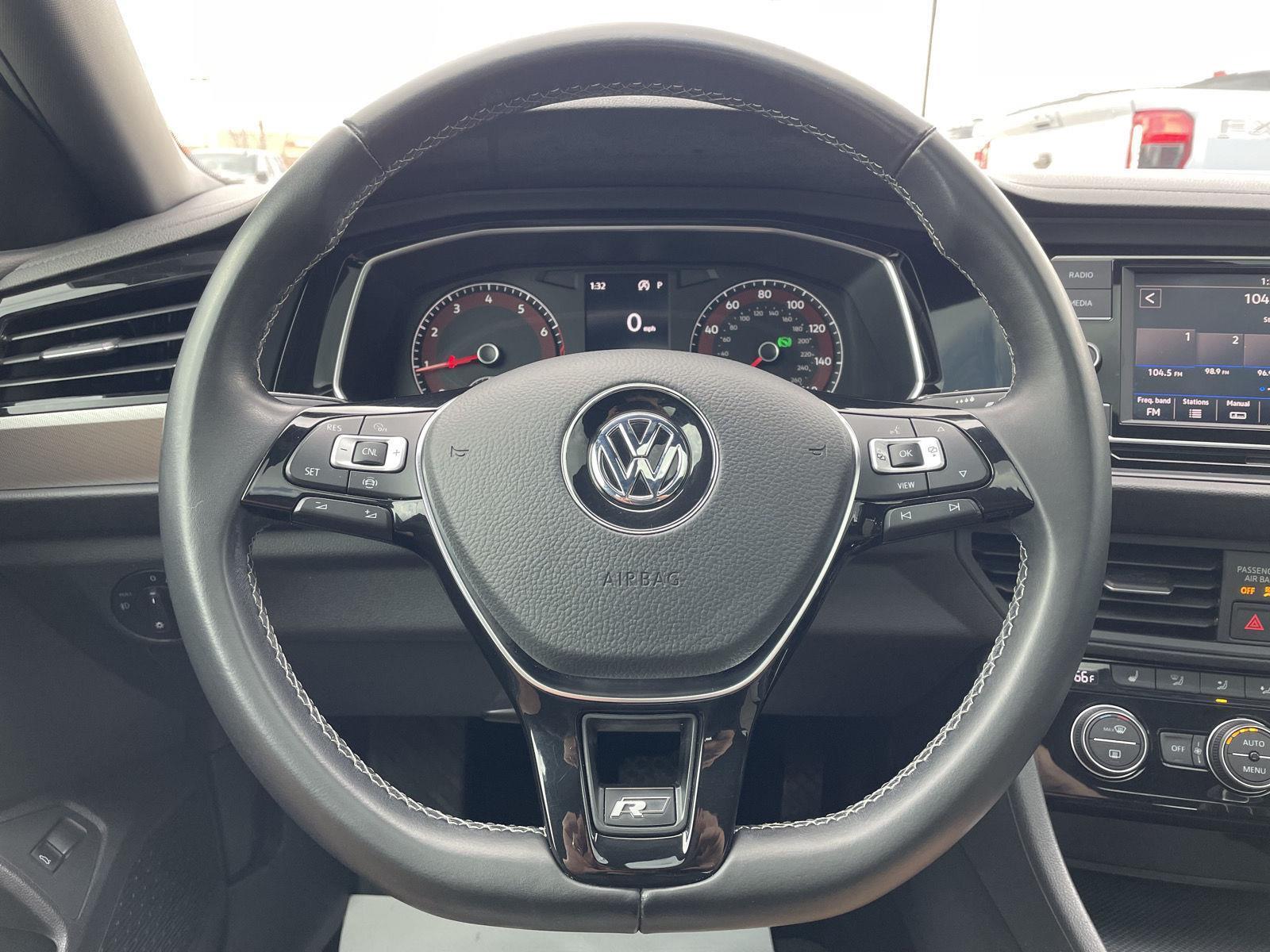 Used 2019 Volkswagen Jetta for sale in Lincoln NE