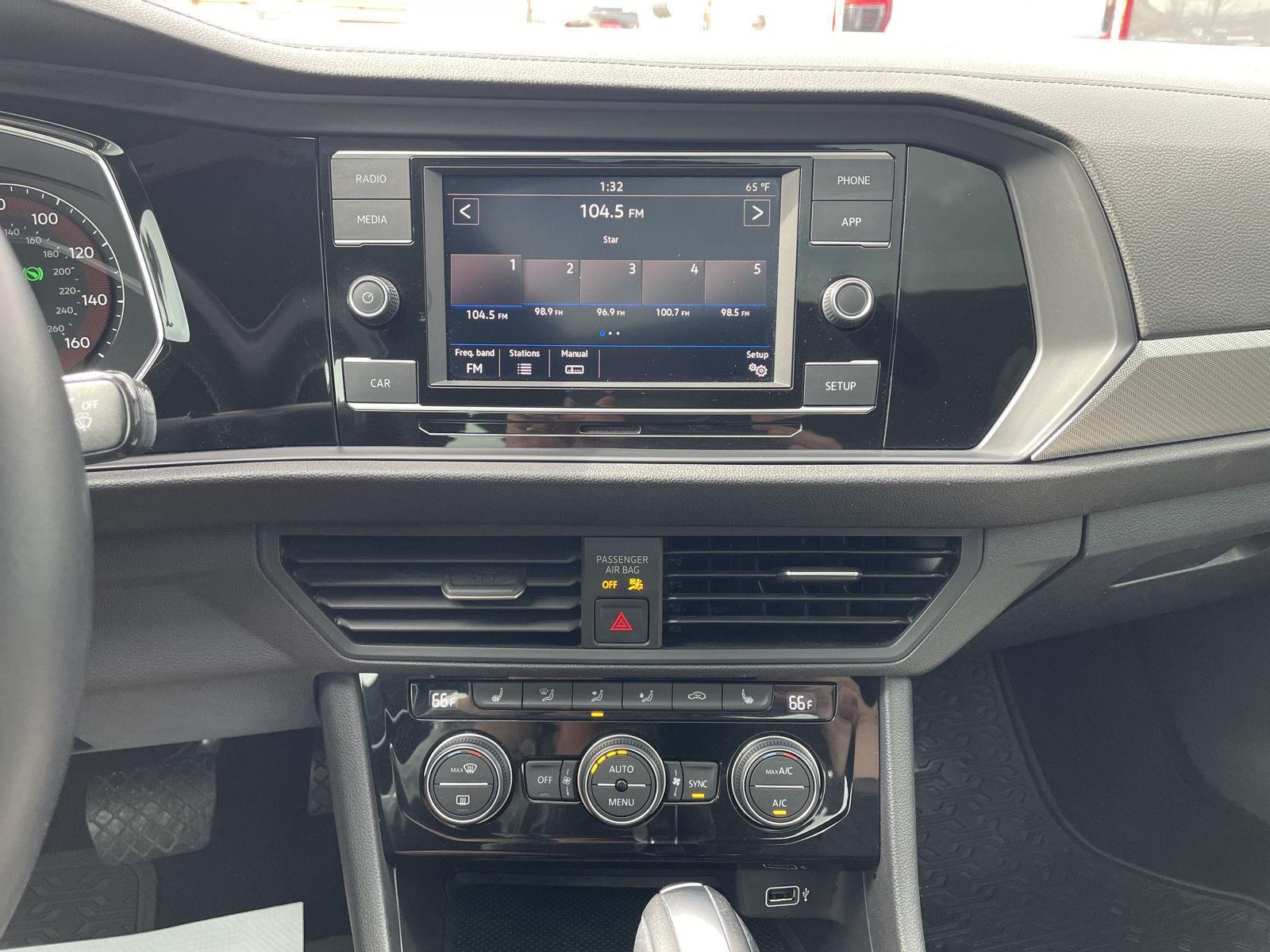 Used 2019 Volkswagen Jetta for sale in Lincoln NE