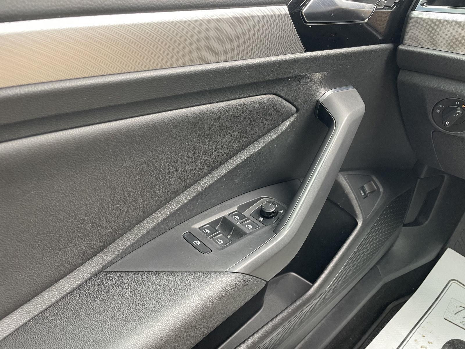 Used 2019 Volkswagen Jetta for sale in Lincoln NE