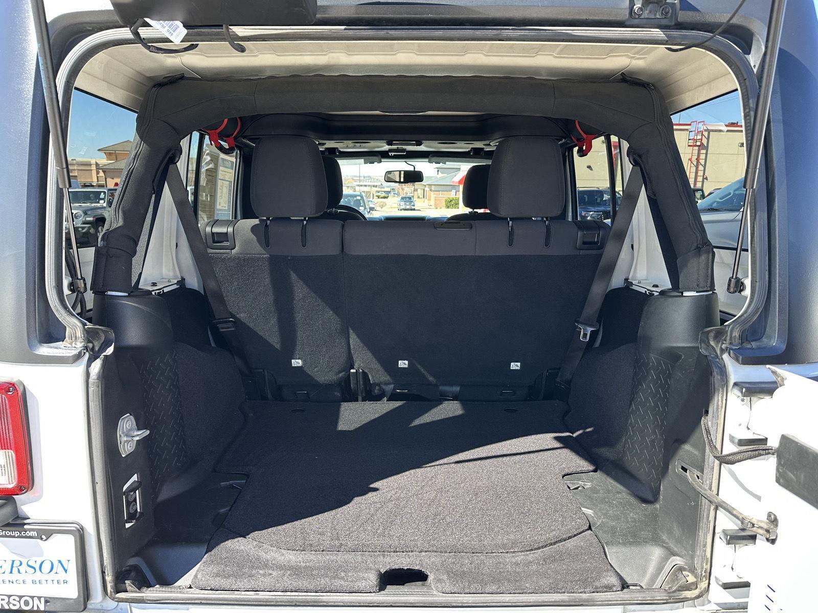 Used 2018 Jeep Wrangler JK Unlimited for sale in Lincoln NE