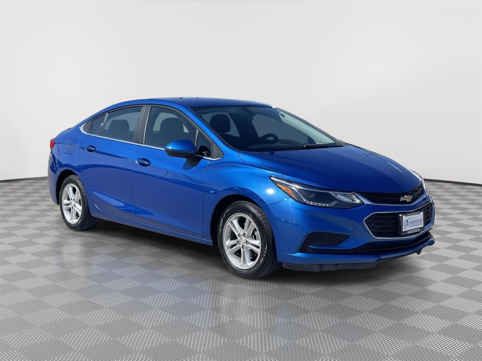 Pre-Owned 2018 Chevrolet Cruze for sale in Lincoln NE