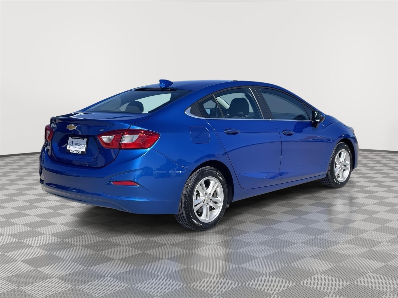 Pre-Owned 2018 Chevrolet Cruze for sale in Lincoln NE