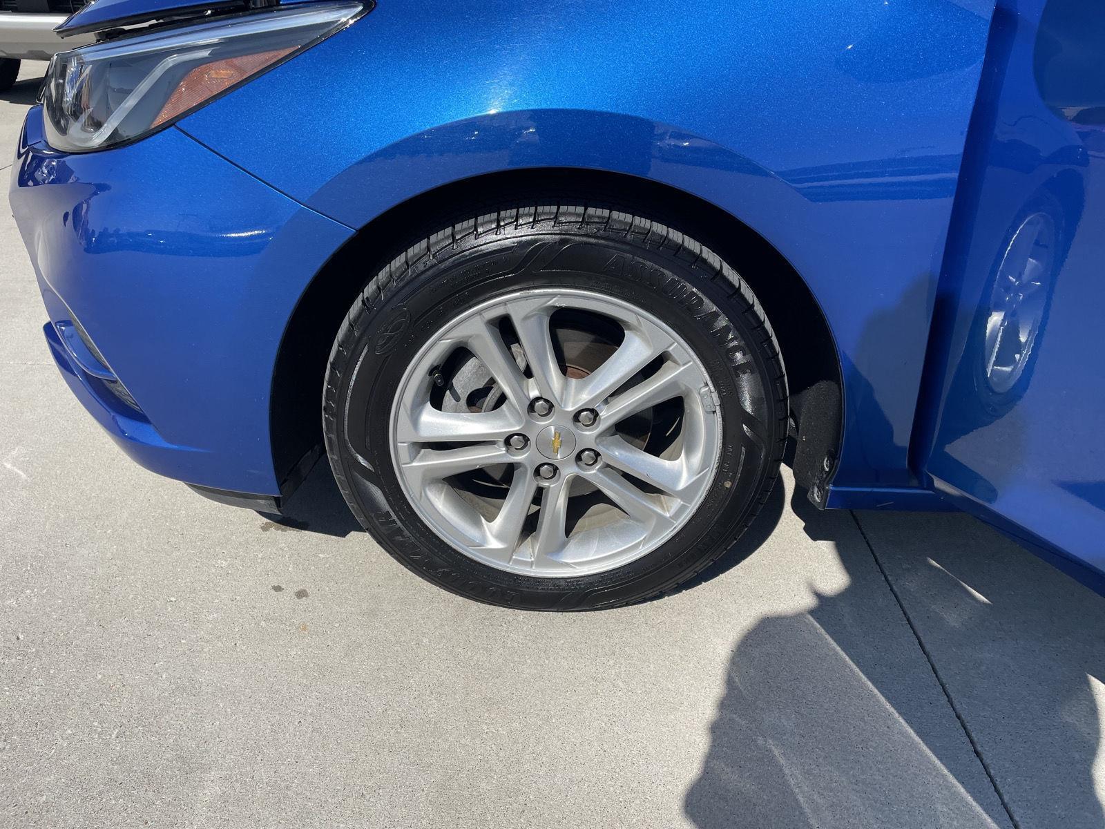 Pre-Owned 2018 Chevrolet Cruze for sale in Lincoln NE