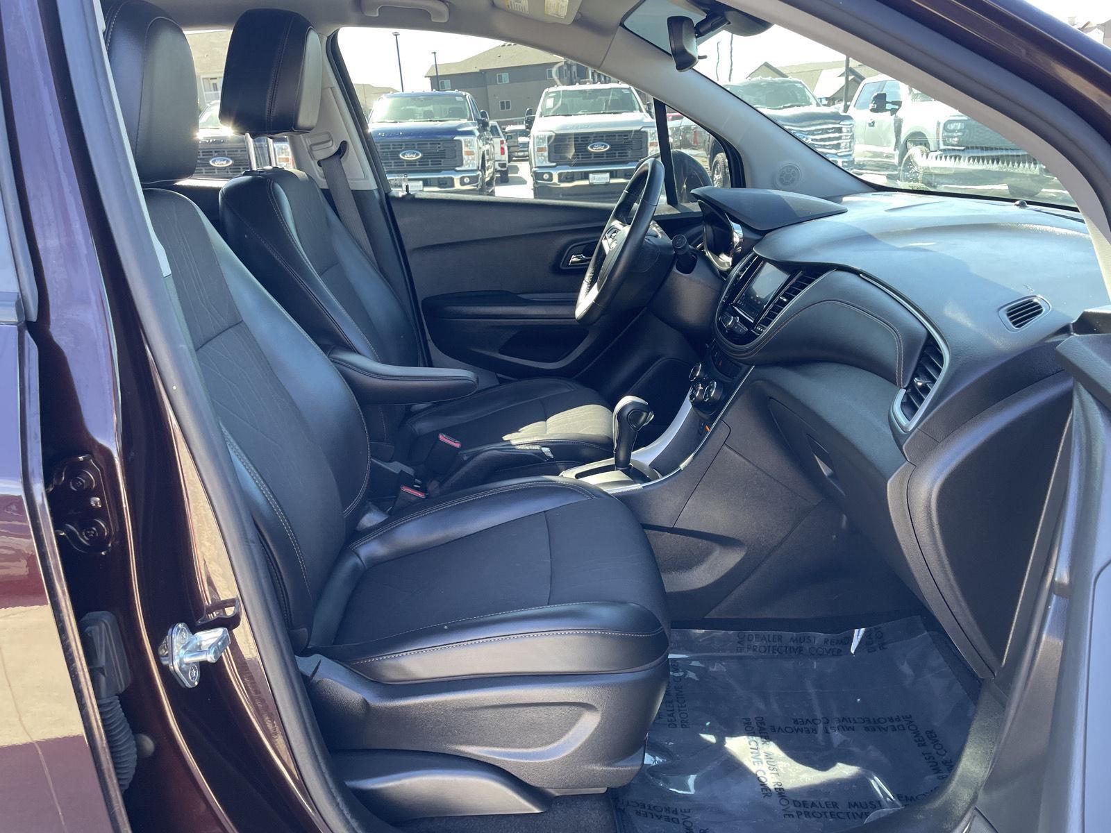 Pre-Owned 2022 Chevrolet Trax for sale in Lincoln NE