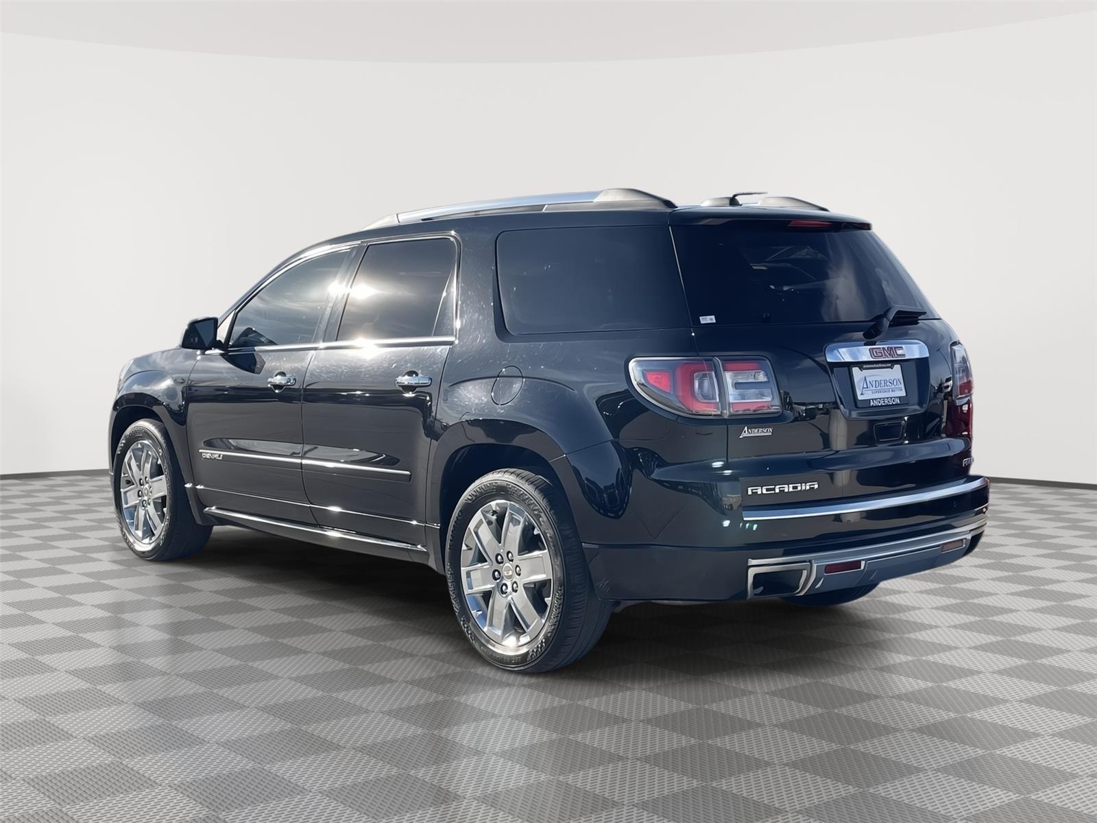 Used 2016 GMC Acadia for sale in Lincoln NE