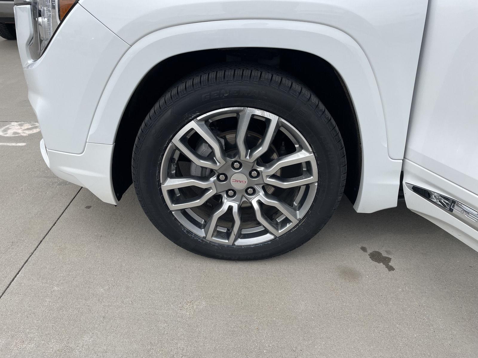 Pre-Owned 2024 GMC Terrain for sale in Lincoln NE