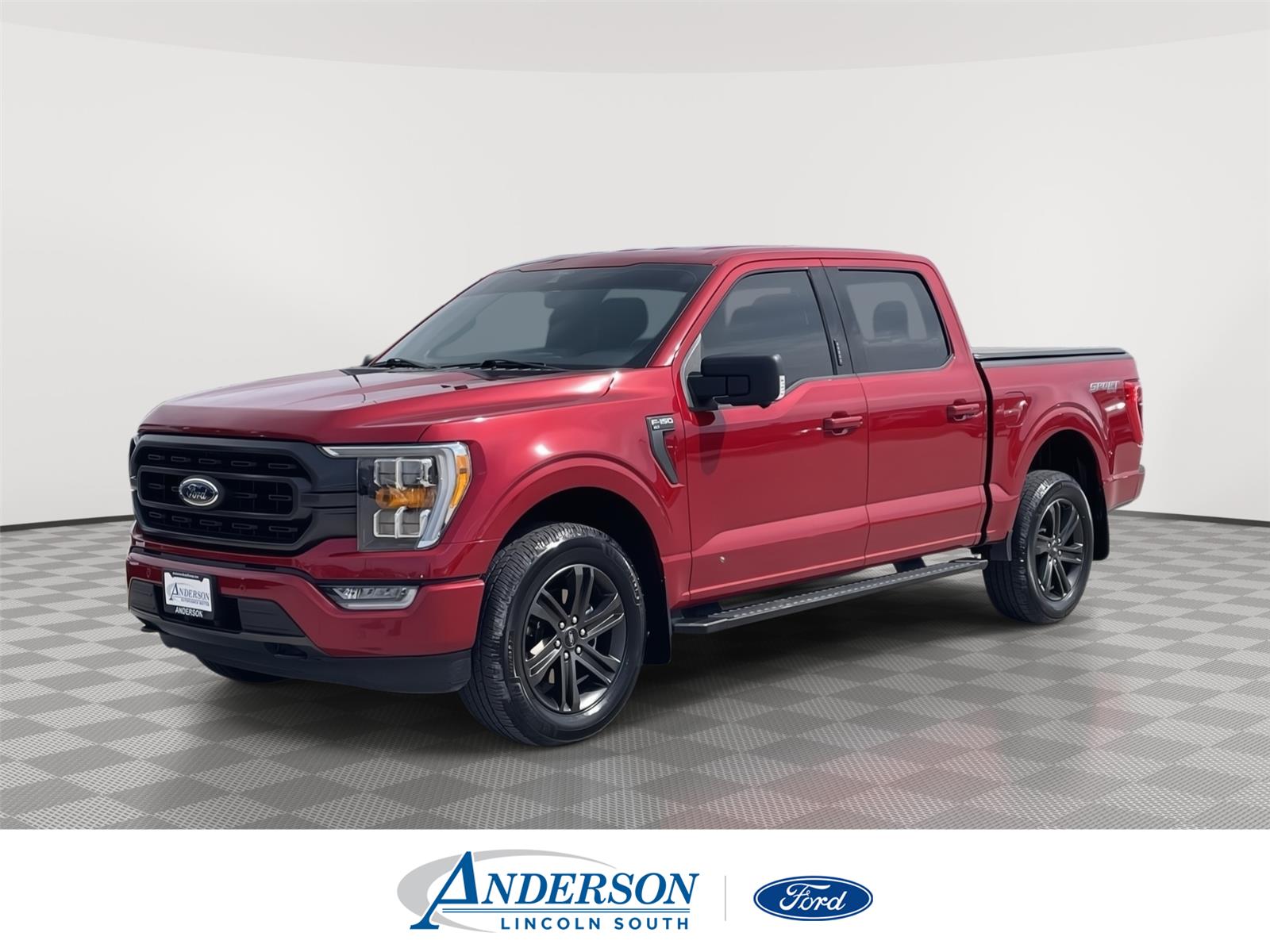 Rapid Red Metallic Tinted Clearcoat 2021 Ford F-150 XLT SuperCrew 4WD Pickup Truck Four-Wheel Drive Automatic