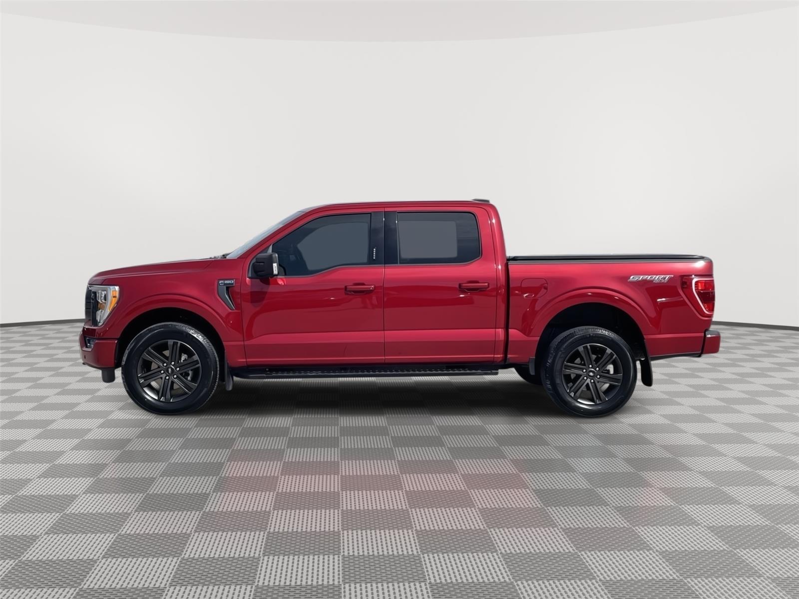 View vehicle photo 2